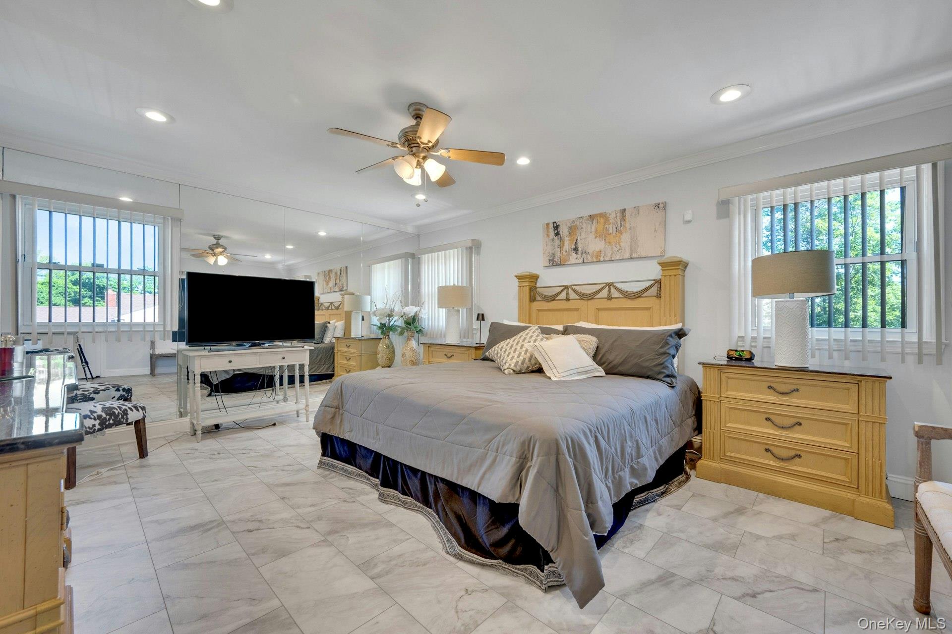 101 Windsor Oval Property Photo 13