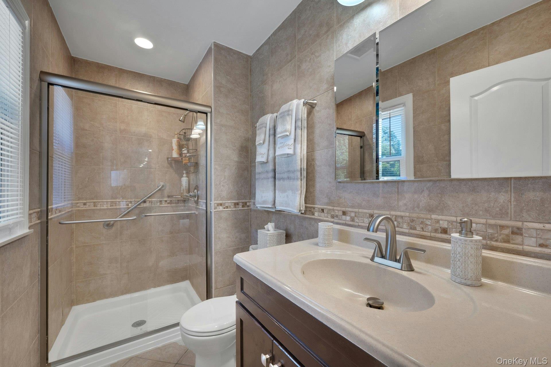 101 Windsor Oval Property Photo 14