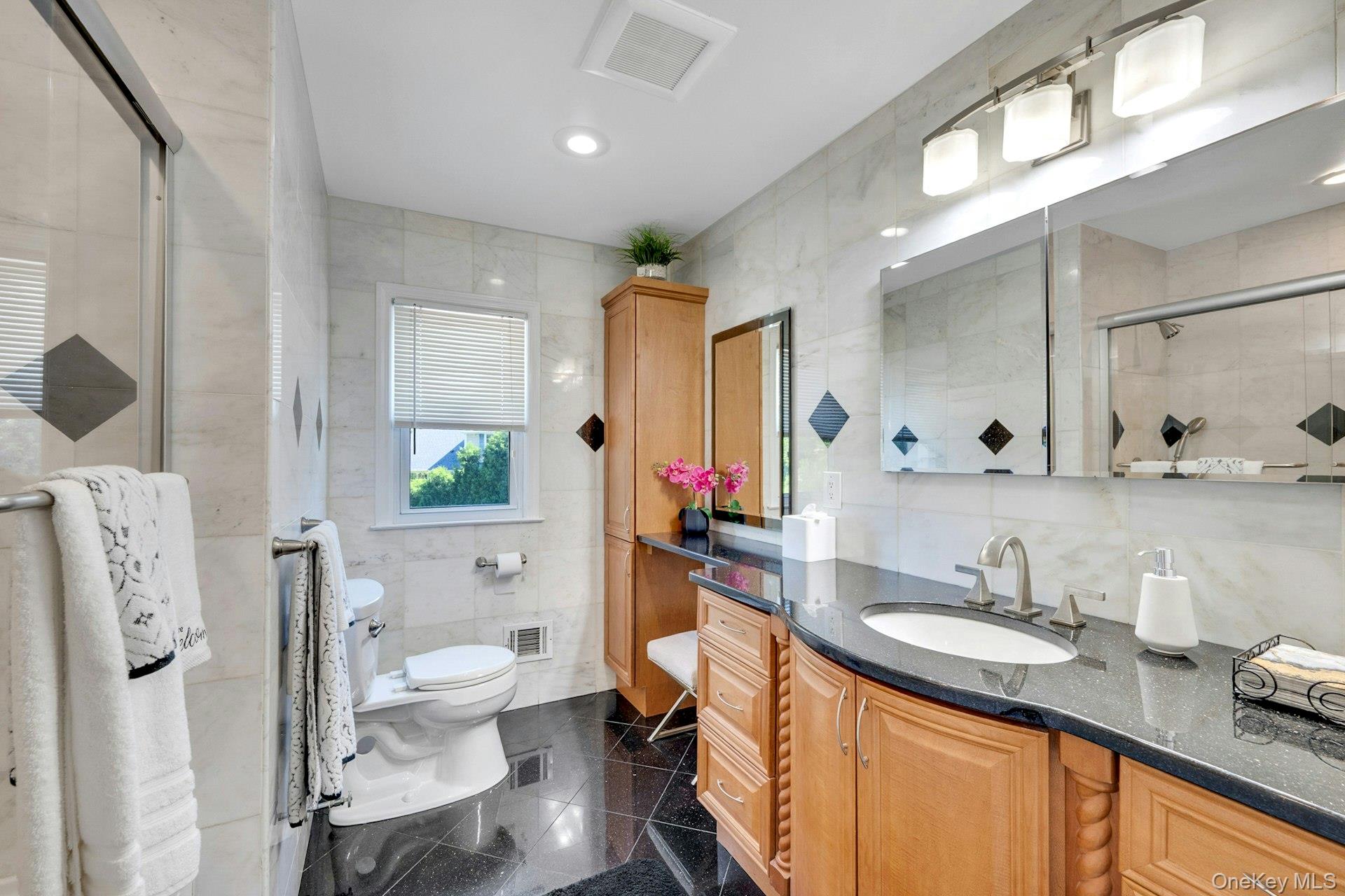 101 Windsor Oval Property Photo 18