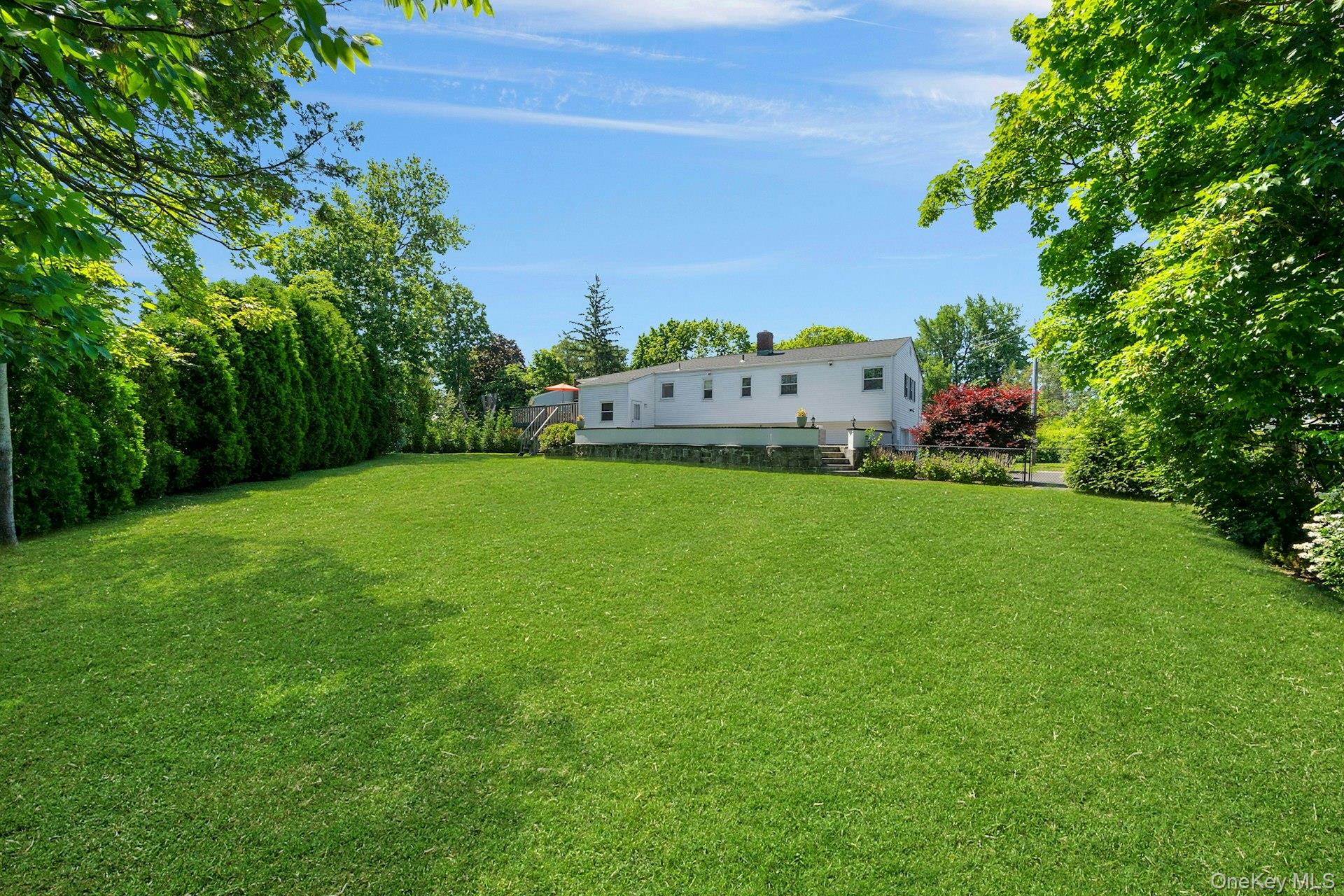 101 Windsor Oval Property Photo 37