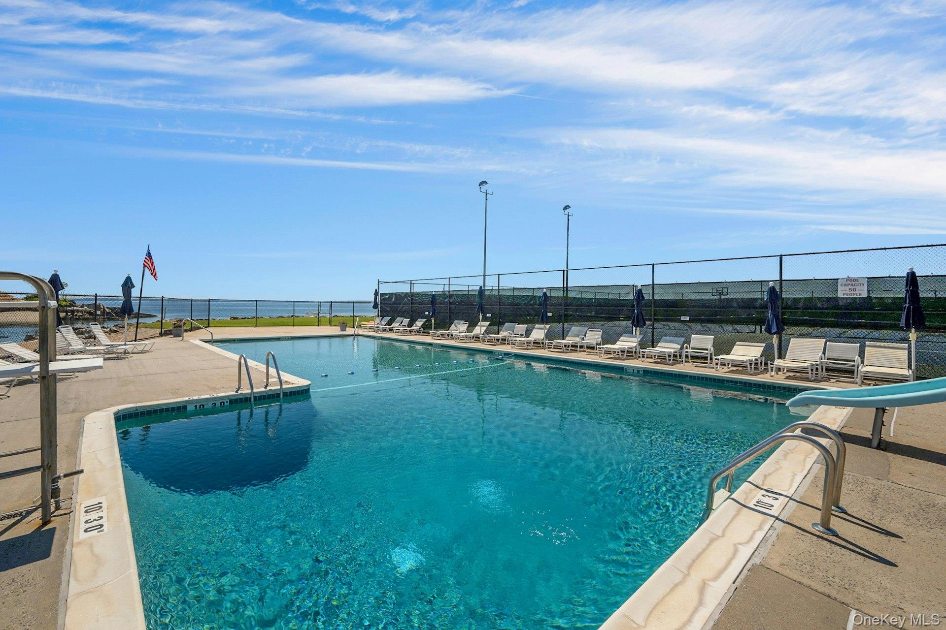 101 Windsor Oval Property Photo 42
