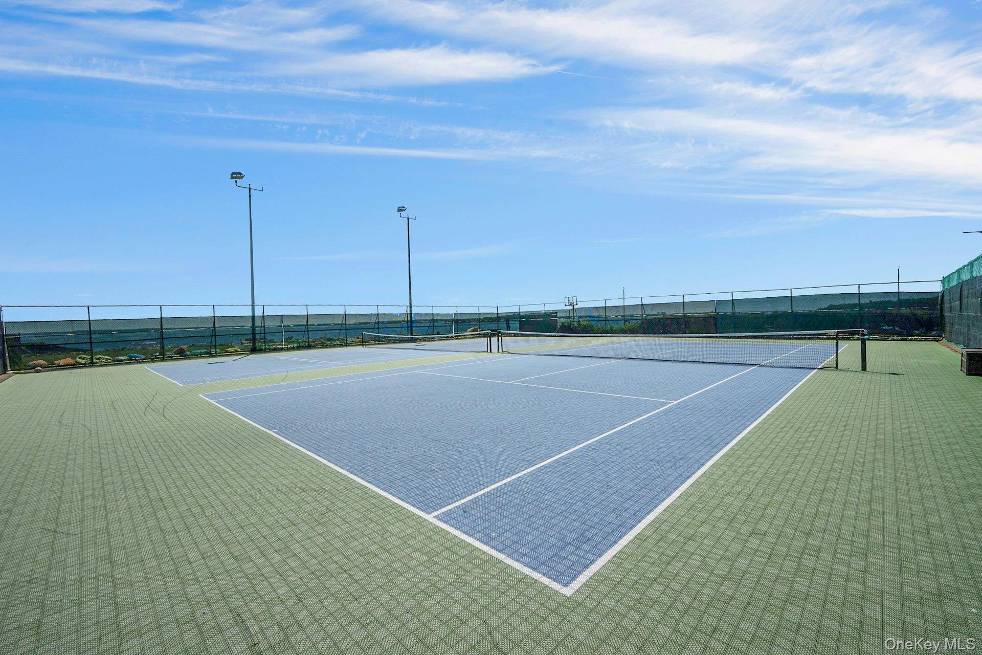101 Windsor Oval Property Photo 44