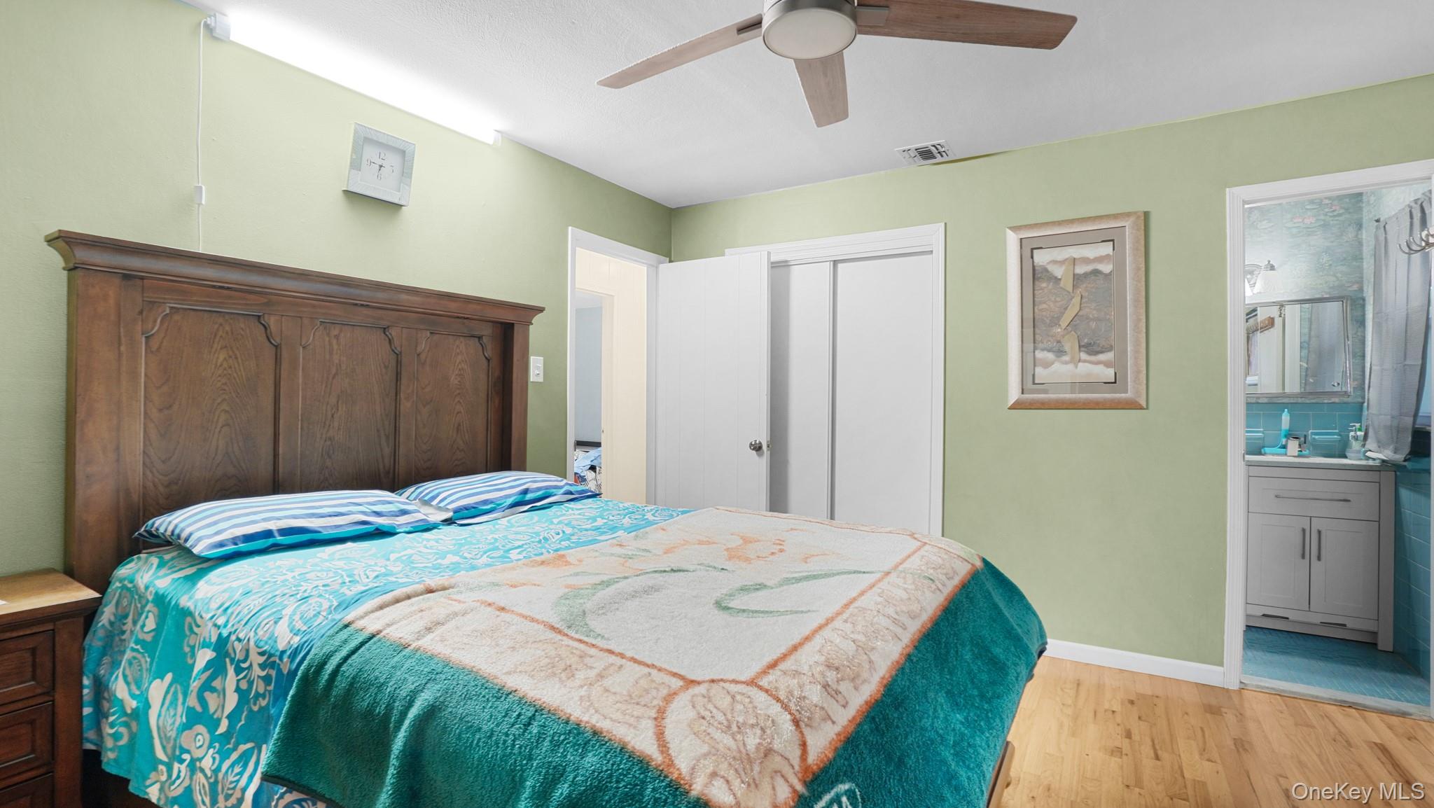 54 E Maujer Street Property Photo 10