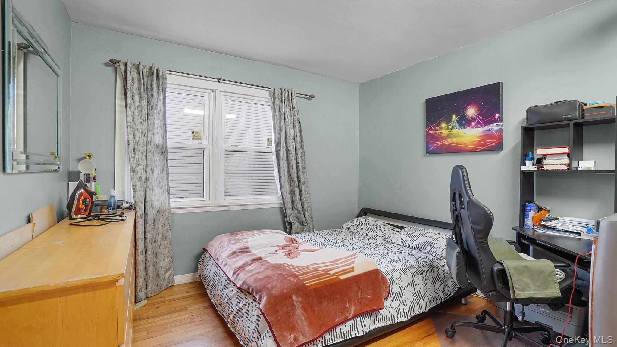 54 E Maujer Street Property Photo 14