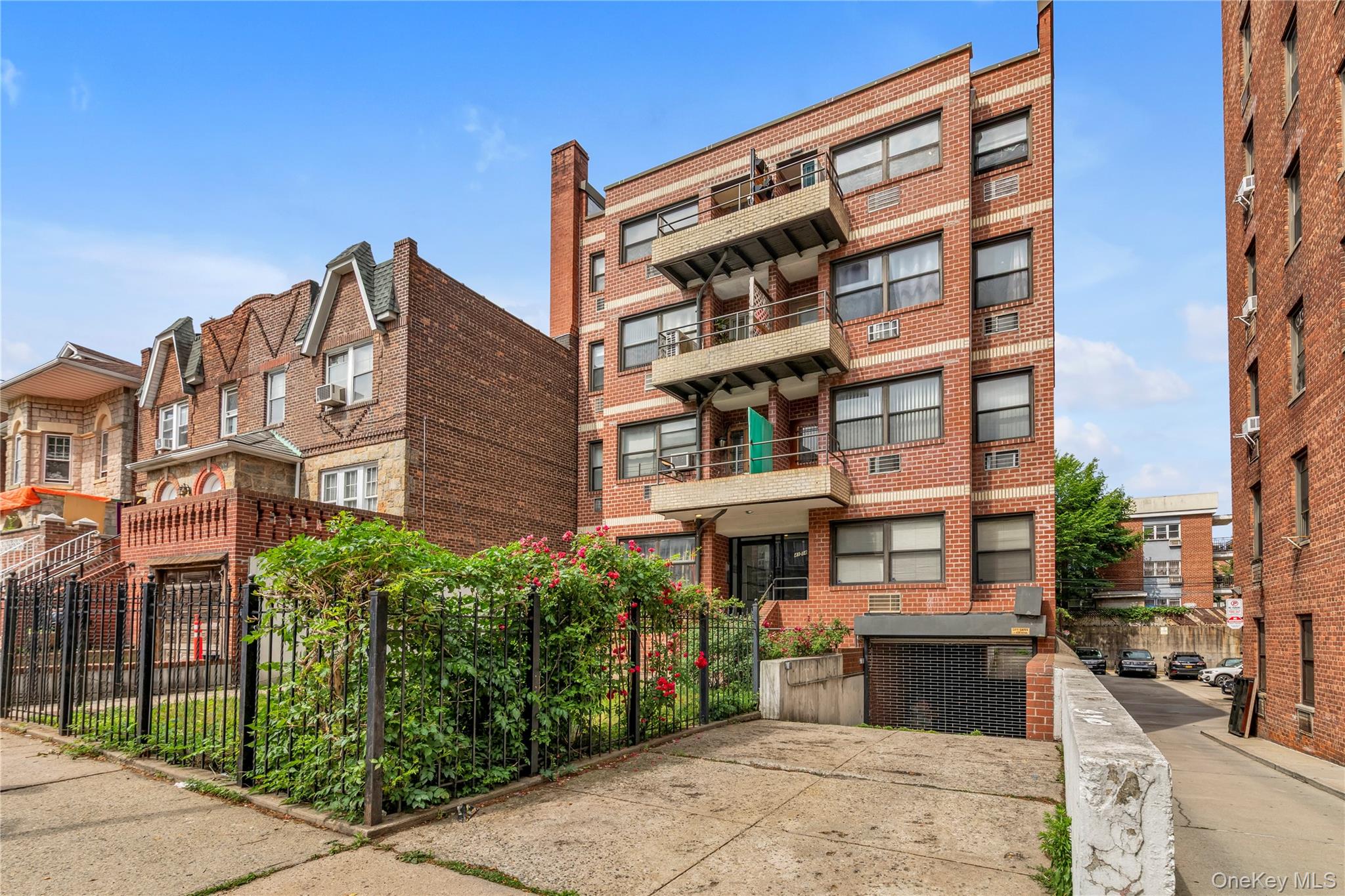 1011286 Property Photo 1