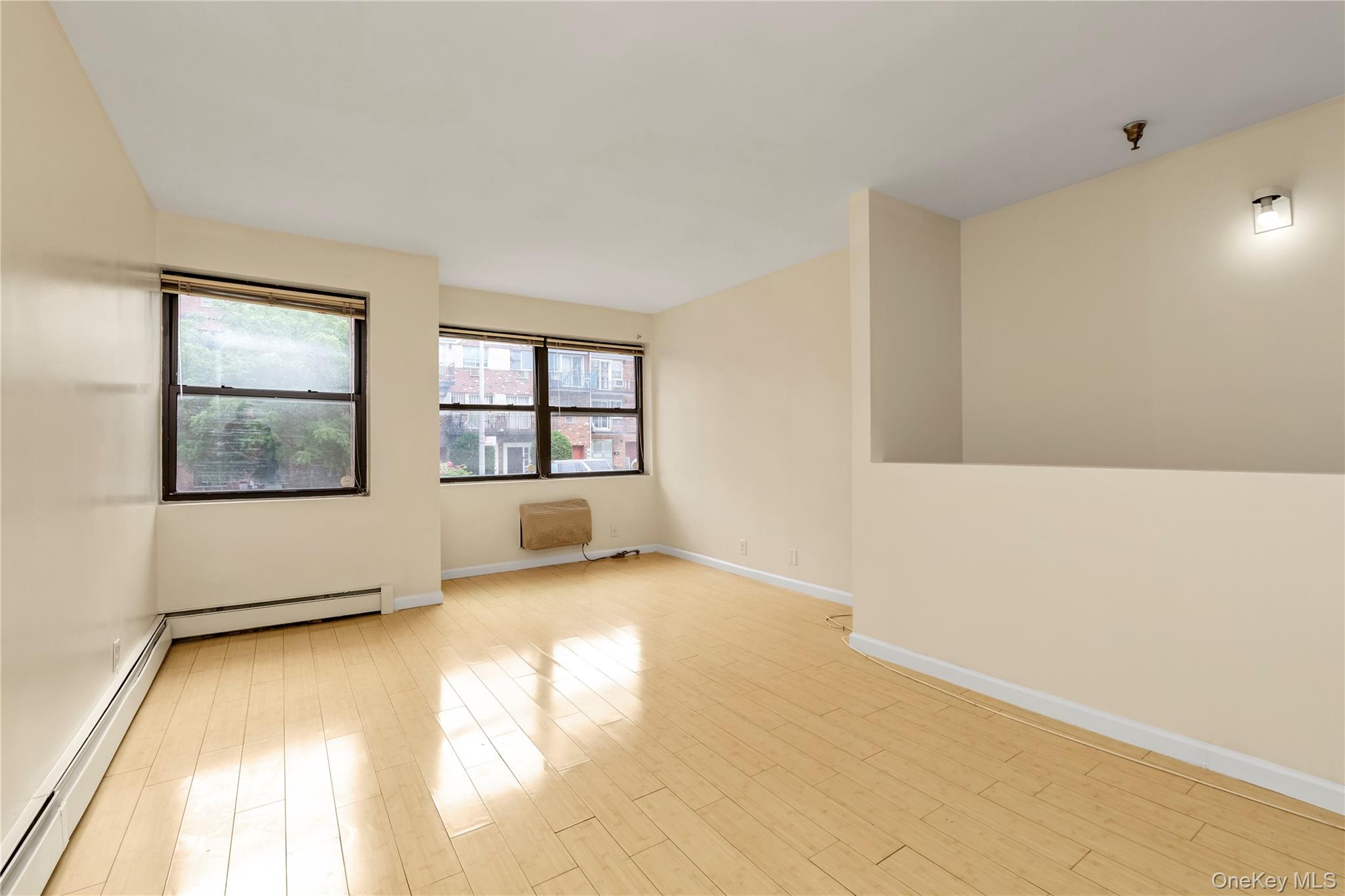 1011286 Property Photo 2