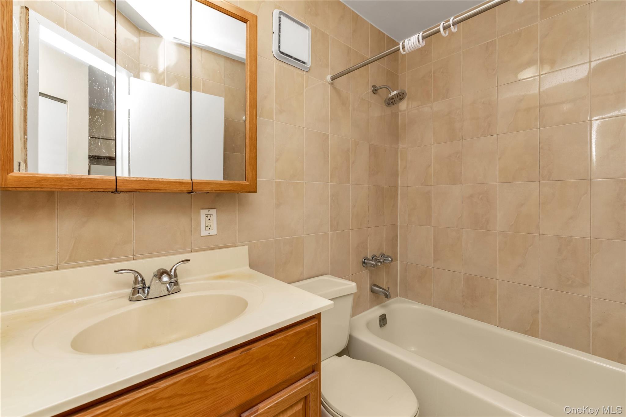 1011286 Property Photo 7