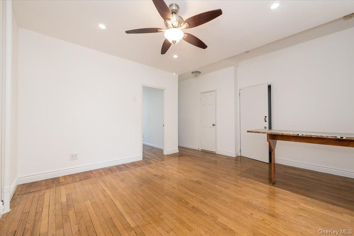 1055 Jefferson Avenue Property Photo 3