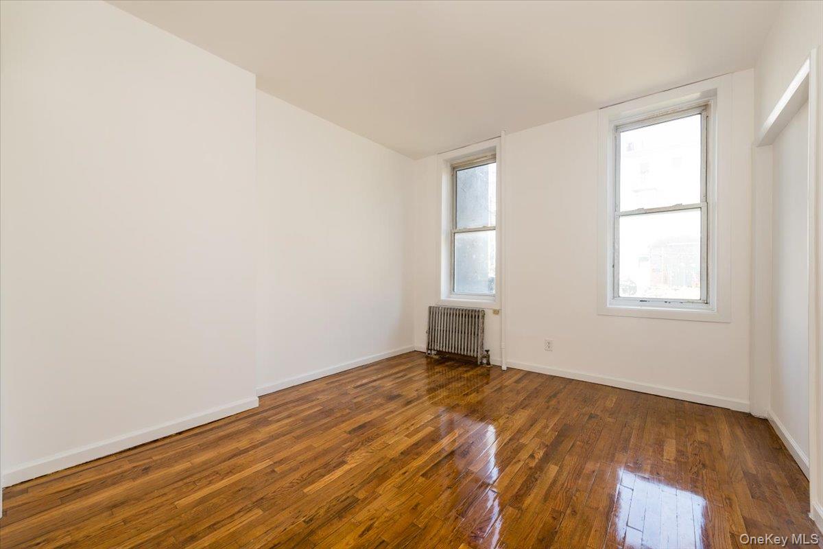 1055 Jefferson Avenue Property Photo 8