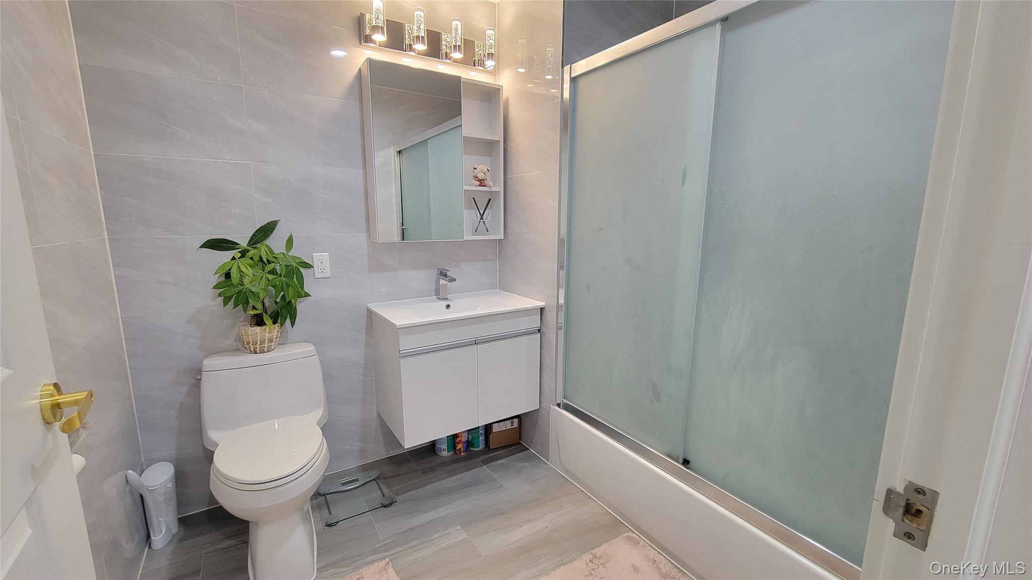 70-65 Queens Boulevard 9i Property Photo 40