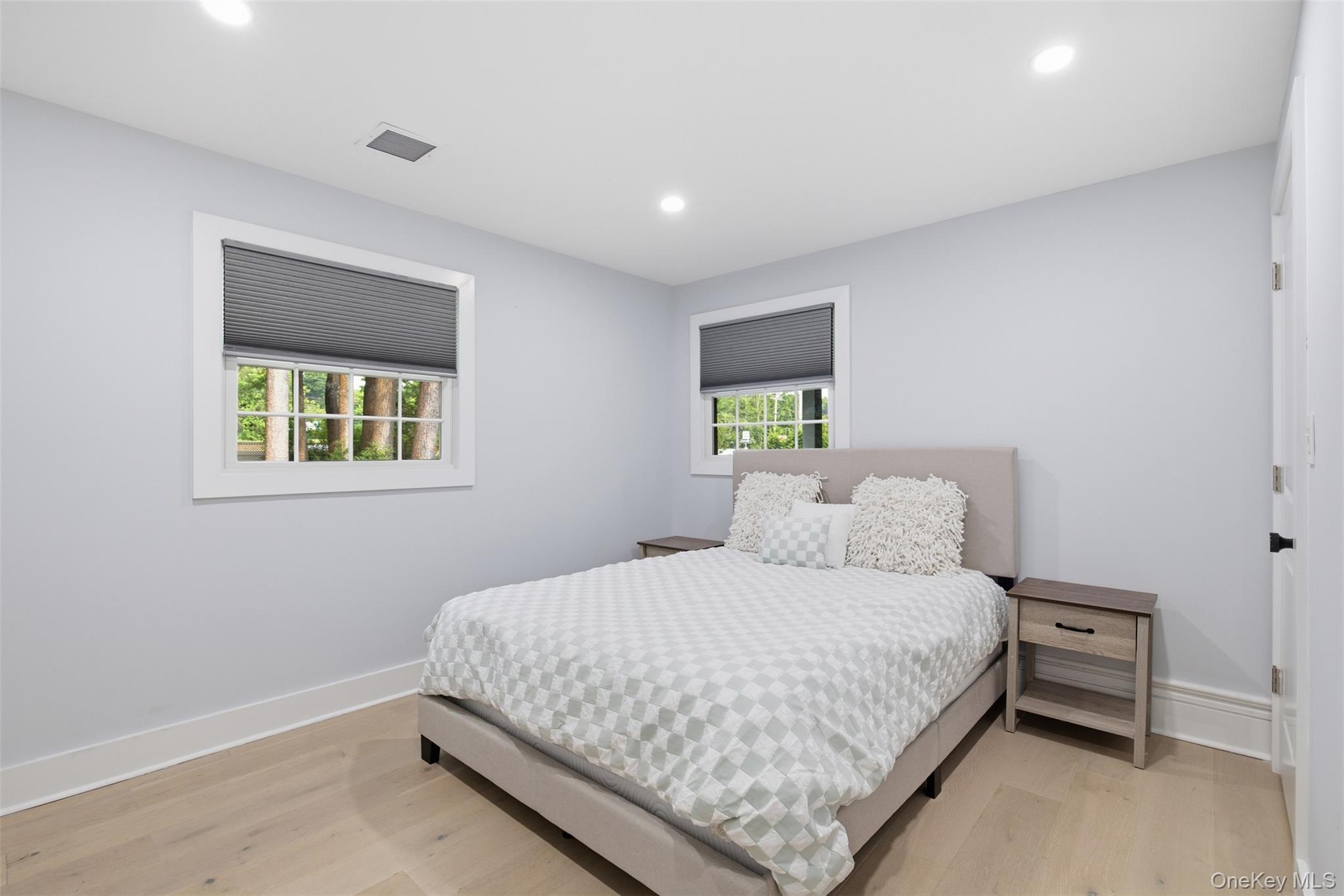 455 Deer Park Road Property Photo 11