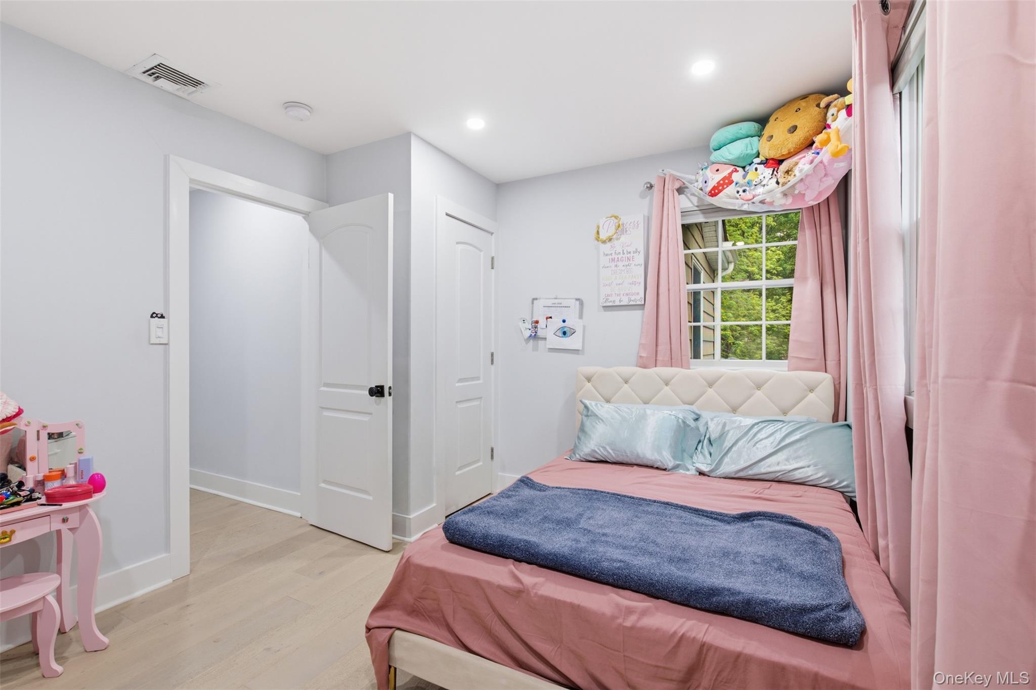 455 Deer Park Road Property Photo 14