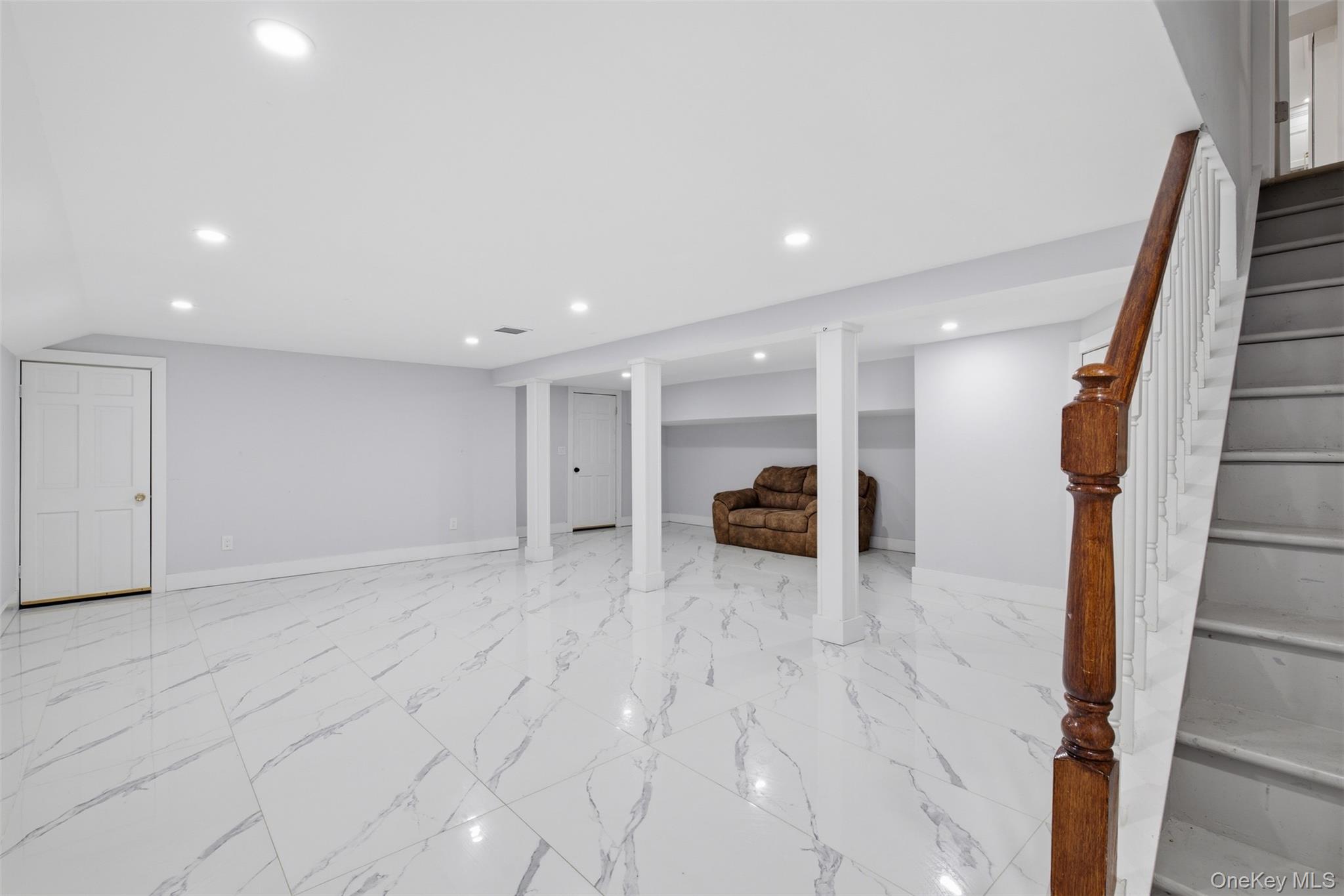 455 Deer Park Road Property Photo 16