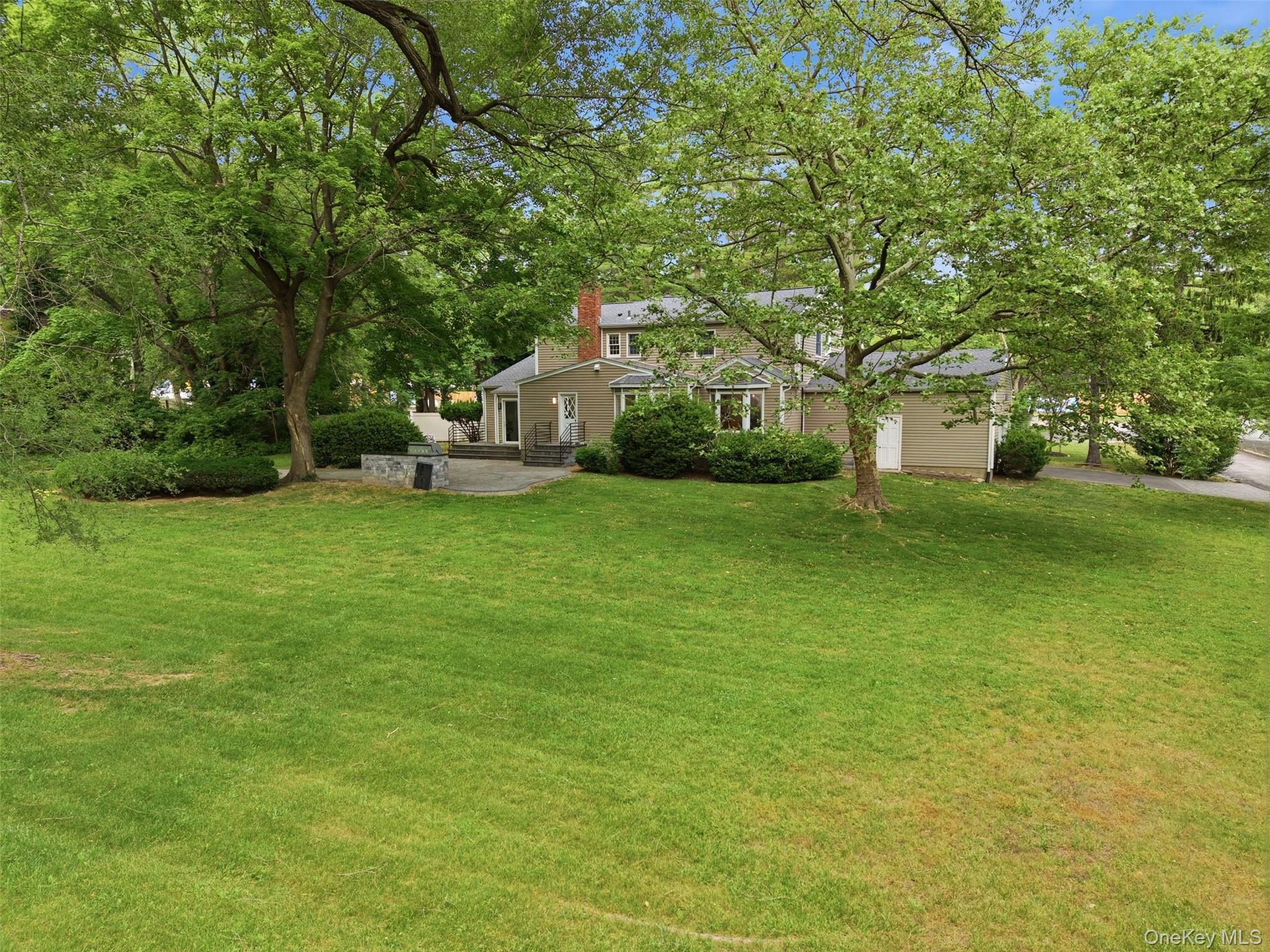 455 Deer Park Road Property Photo 18