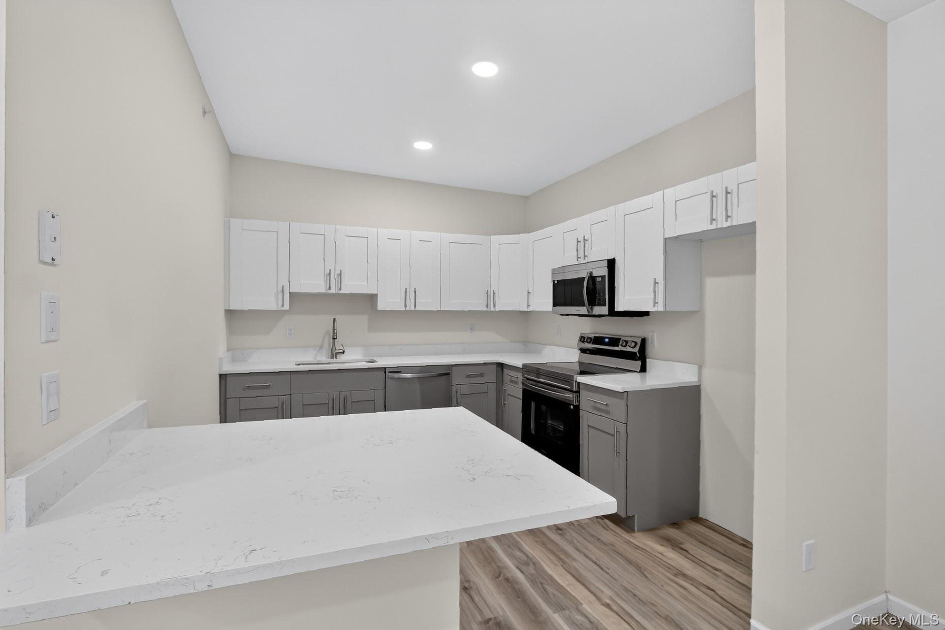 16 Dowd Street 305 Property Photo 10