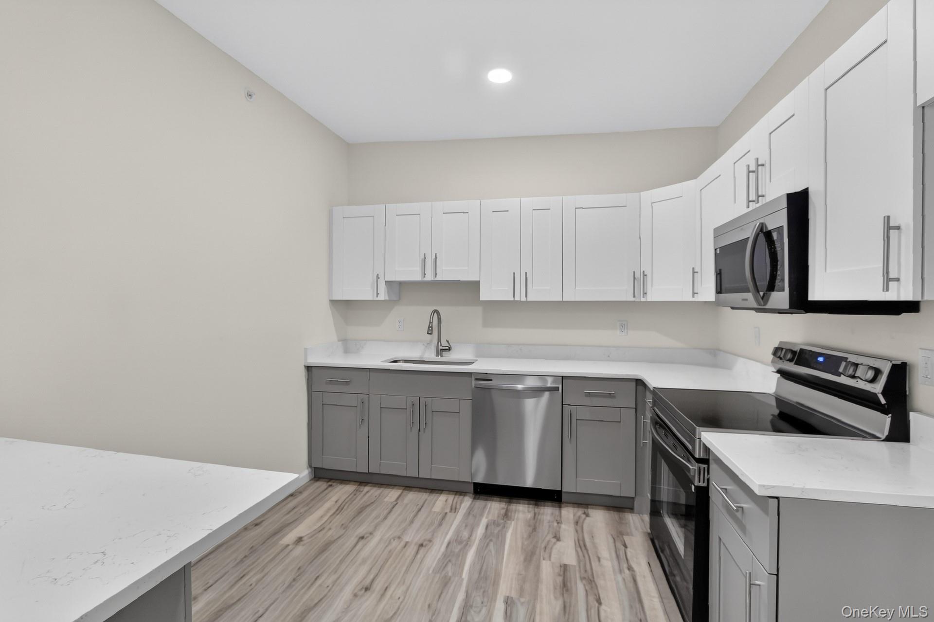 16 Dowd Street 305 Property Photo 12