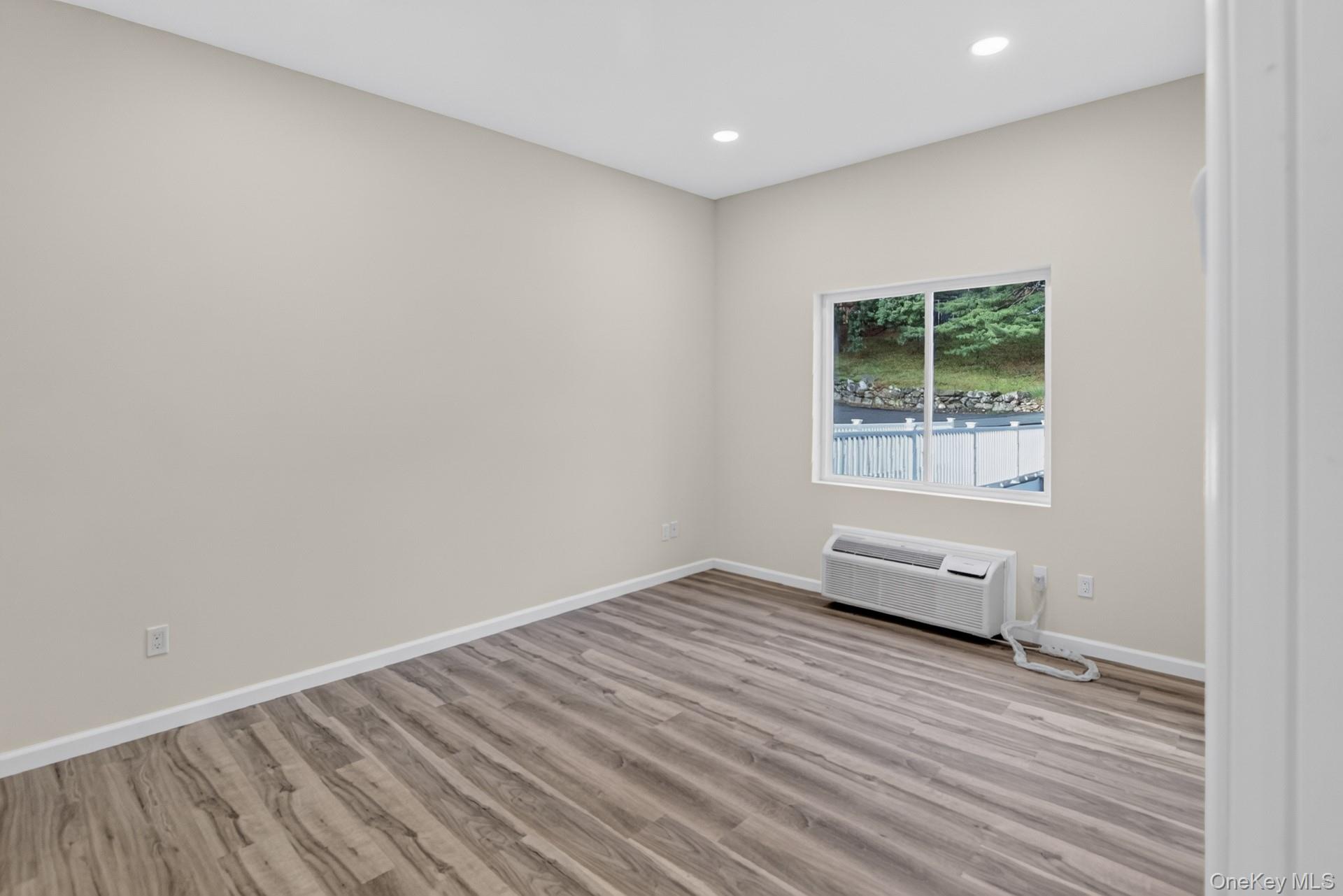 16 Dowd Street 305 Property Photo 16