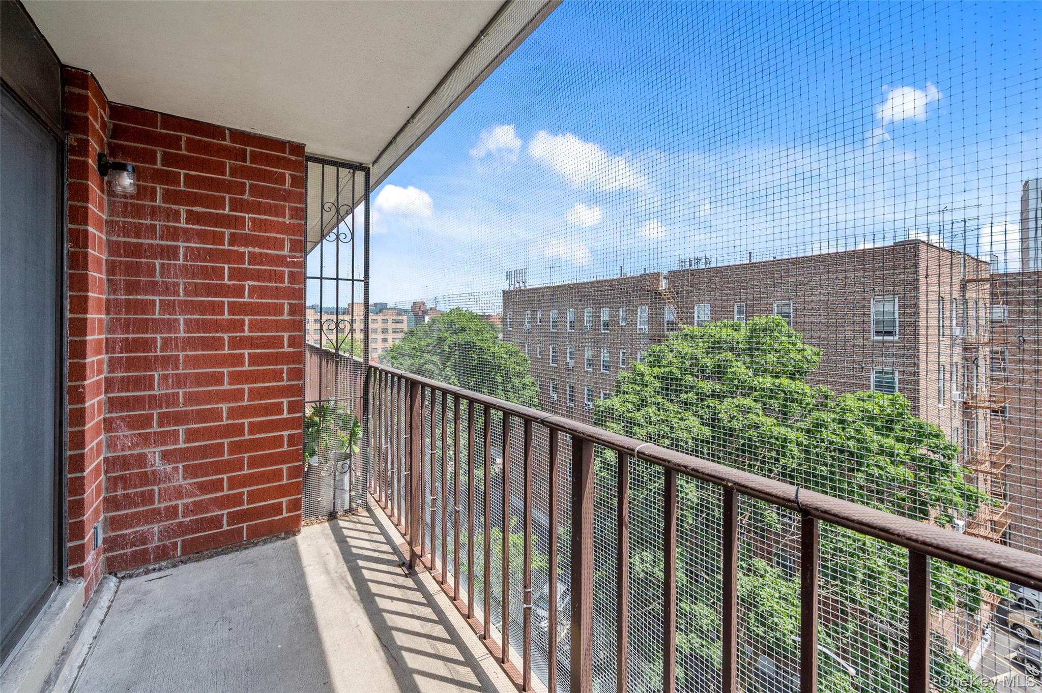 139-76 S 35th Avenue 7f Property Photo 8