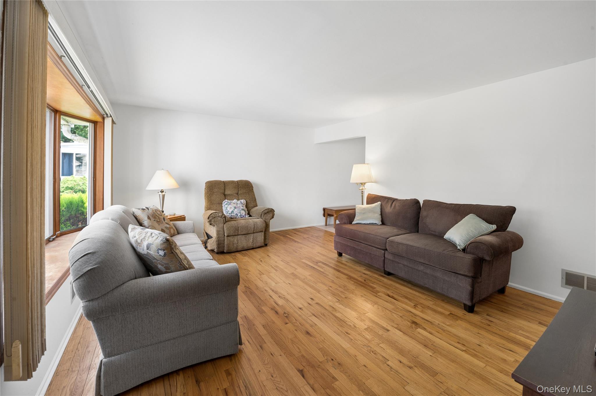 50 Hazelton Road Property Photo 8