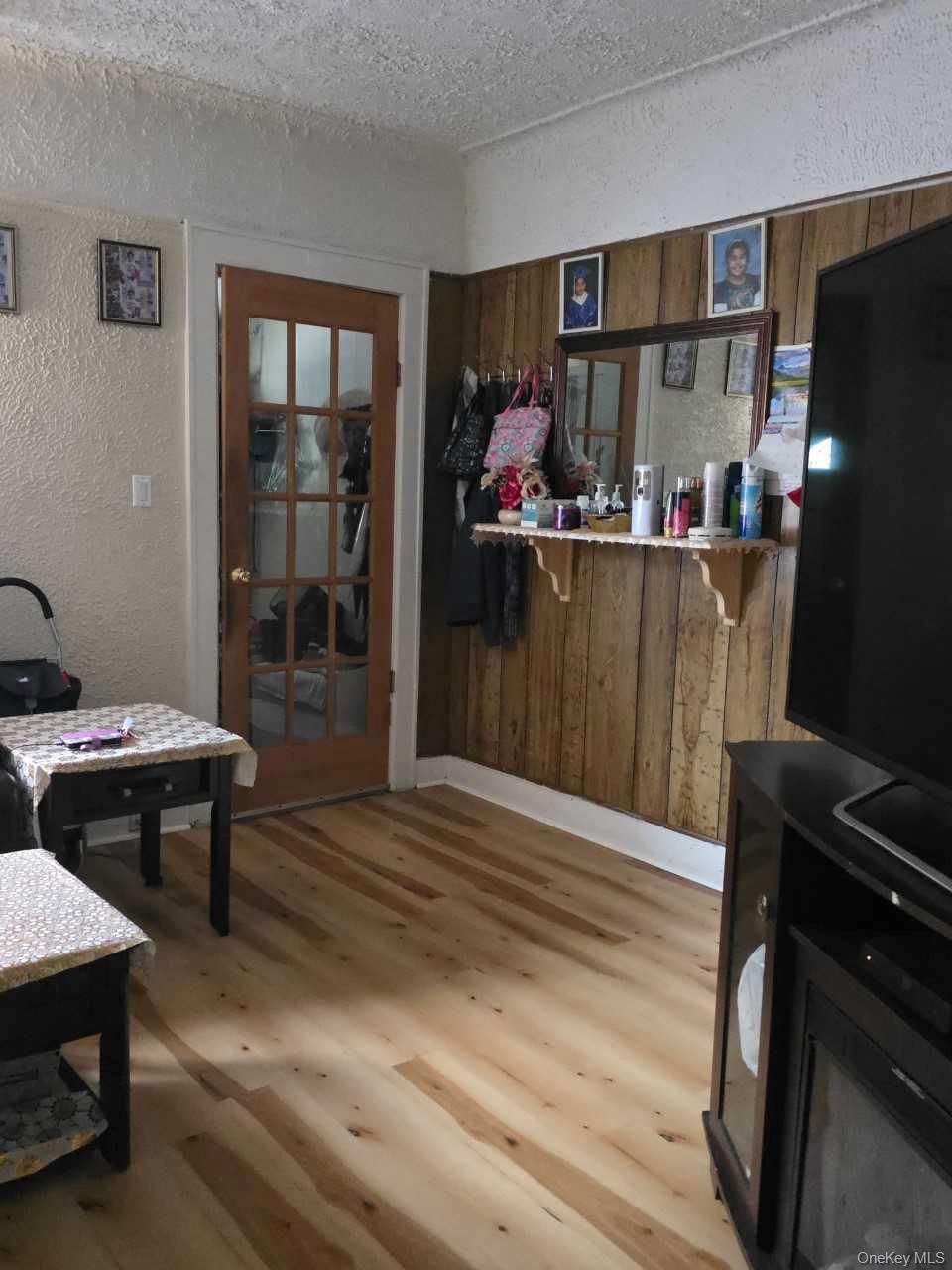 9744 108th Street Property Photo 5