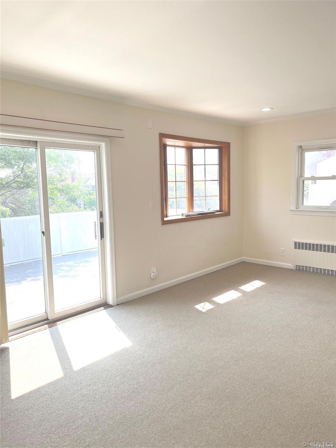 307 Magnolia Boulevard Upper Property Photo 3