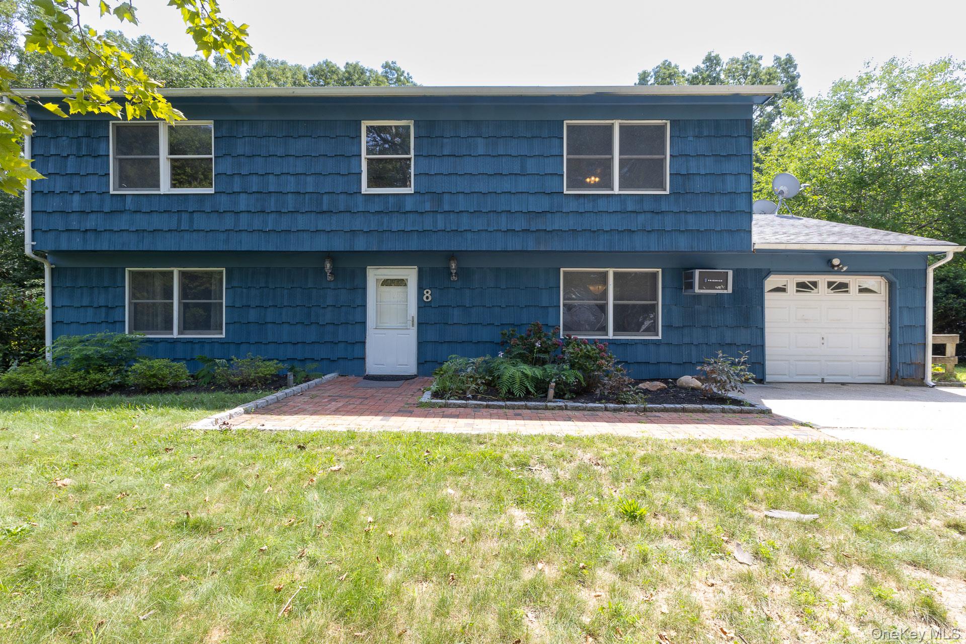 8 Long Meadow Place Property Photo 1
