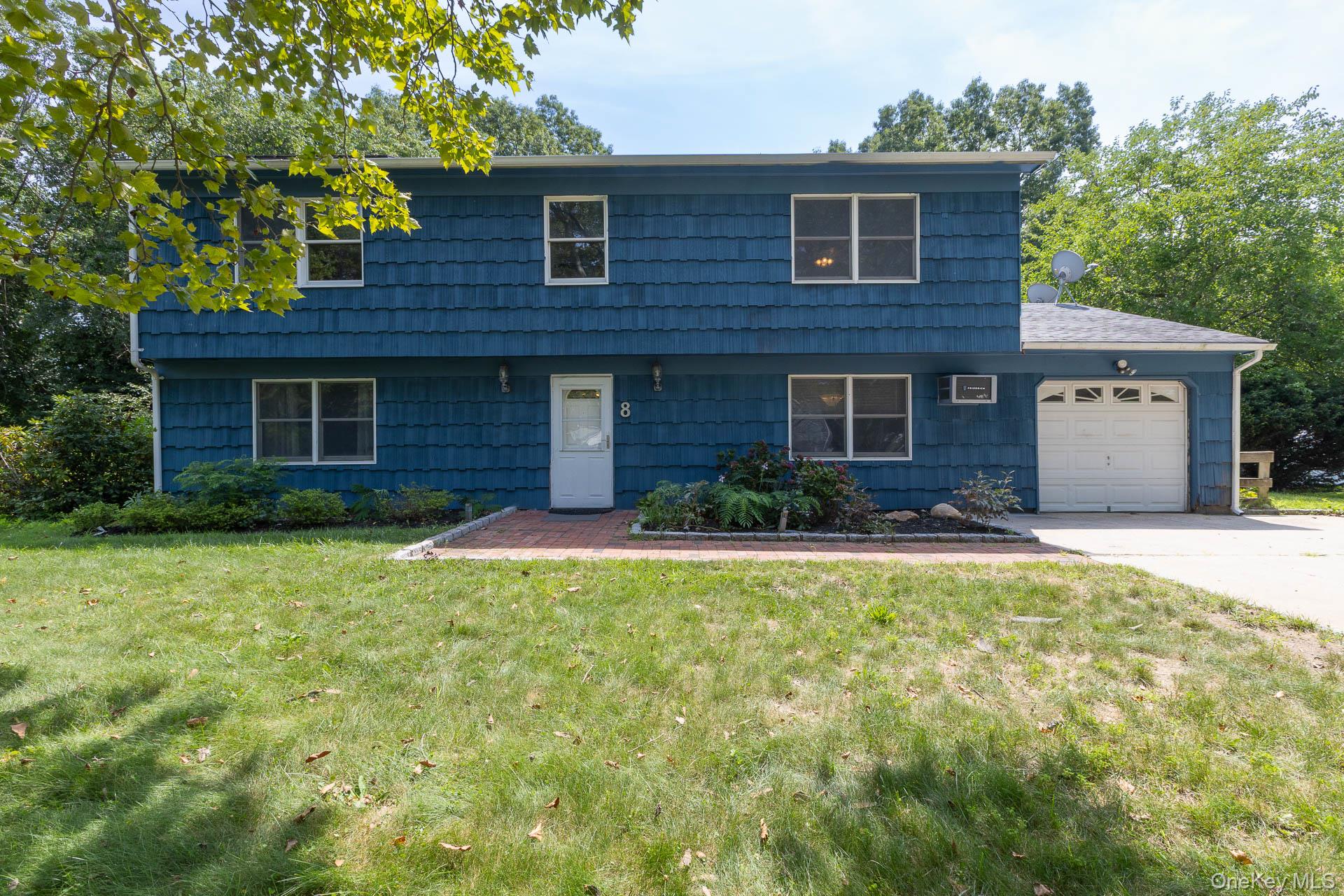 8 Long Meadow Place Property Photo 3