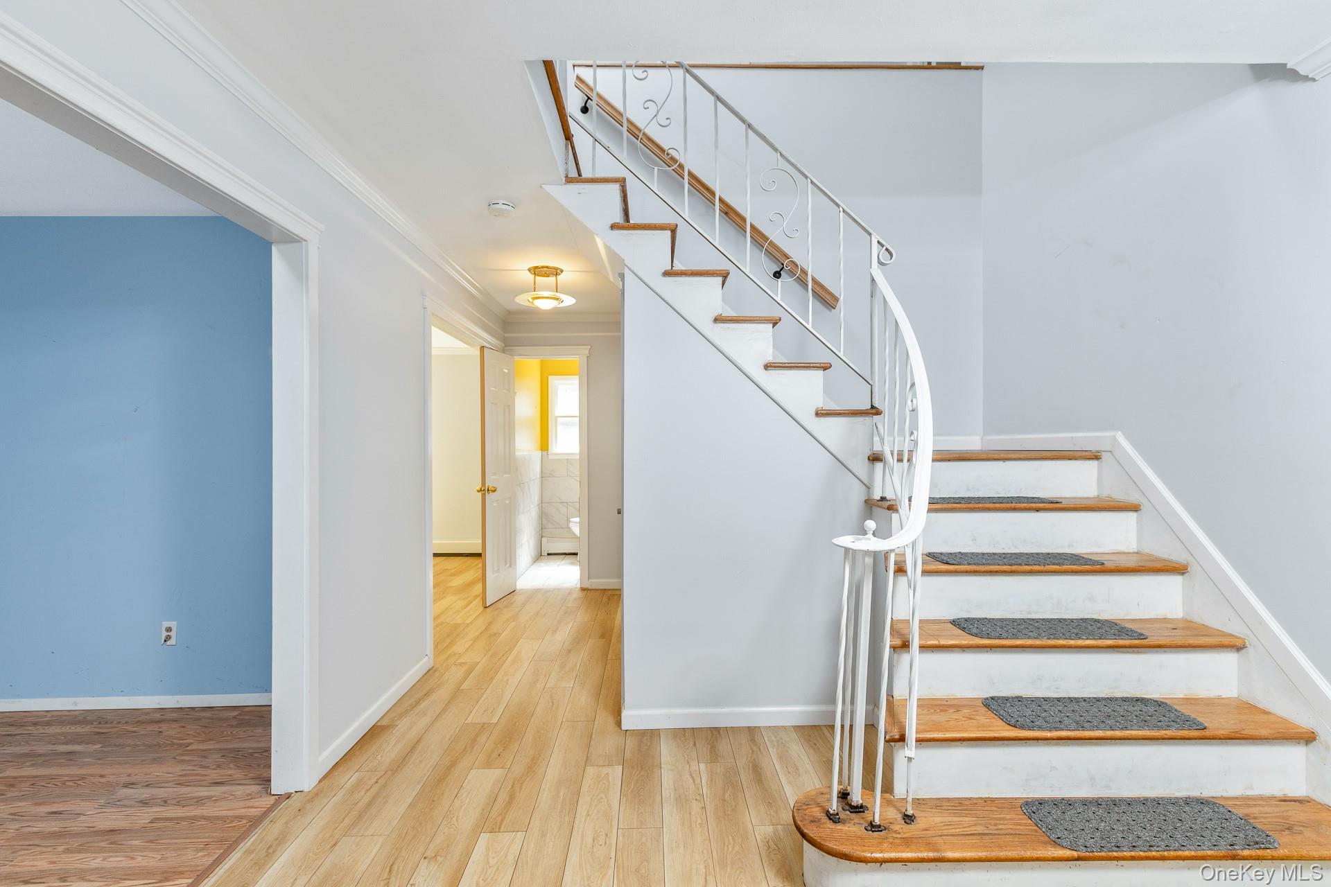 8 Long Meadow Place Property Photo 6