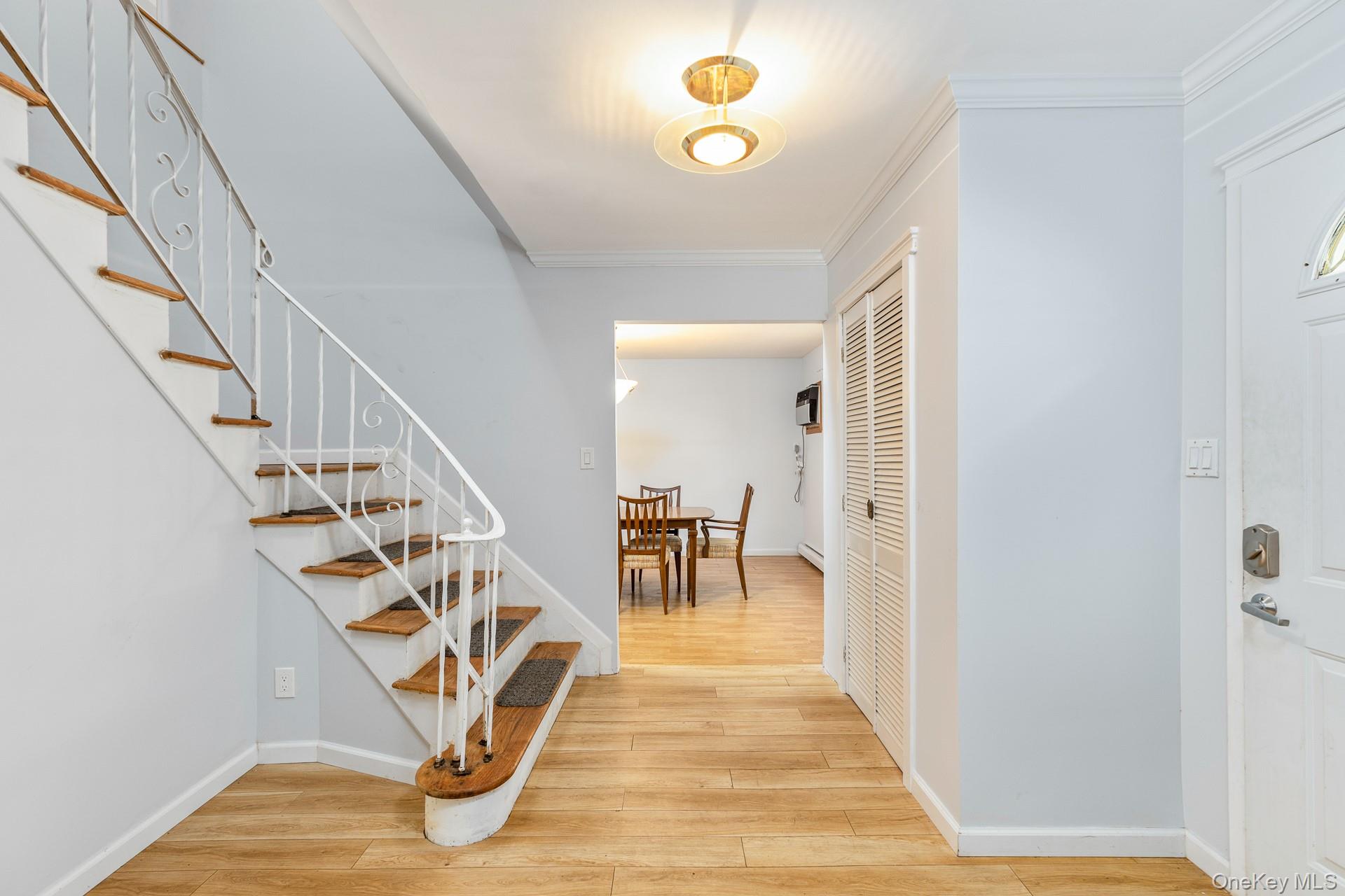 8 Long Meadow Place Property Photo 7