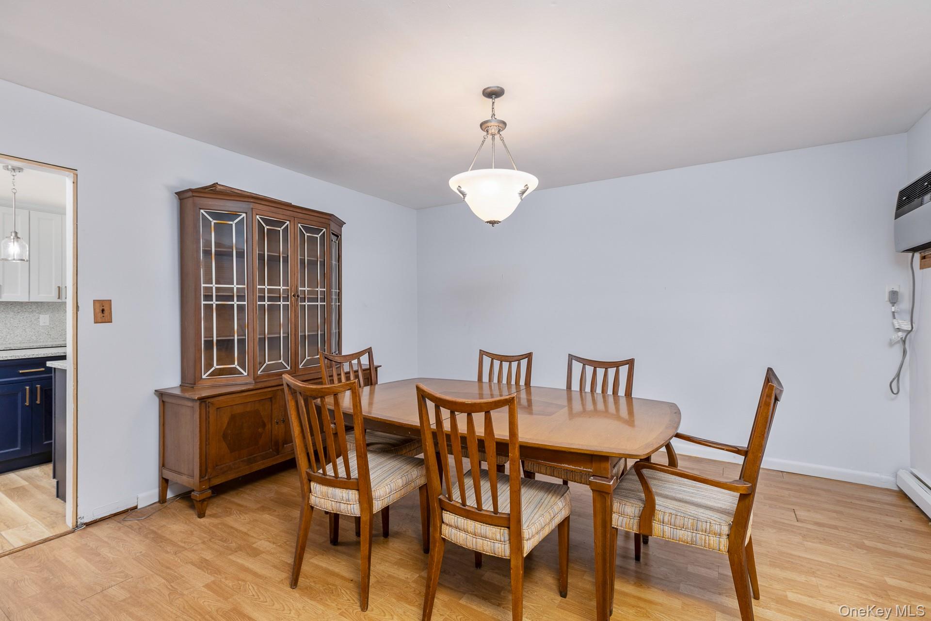 8 Long Meadow Place Property Photo 10
