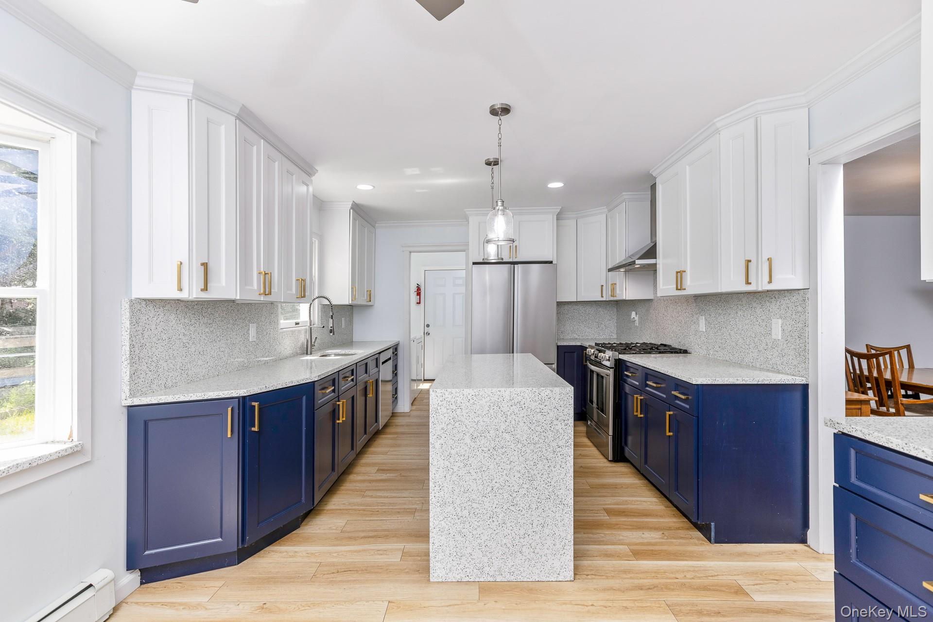 8 Long Meadow Place Property Photo 13