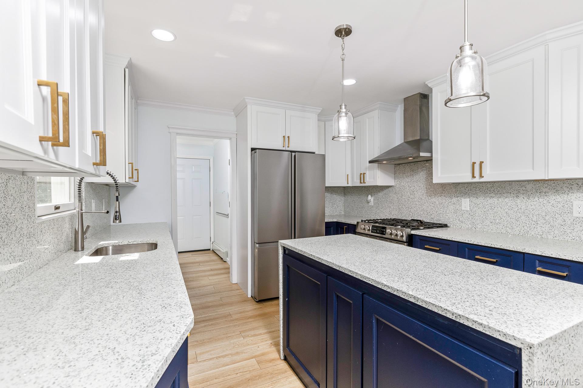 8 Long Meadow Place Property Photo 17