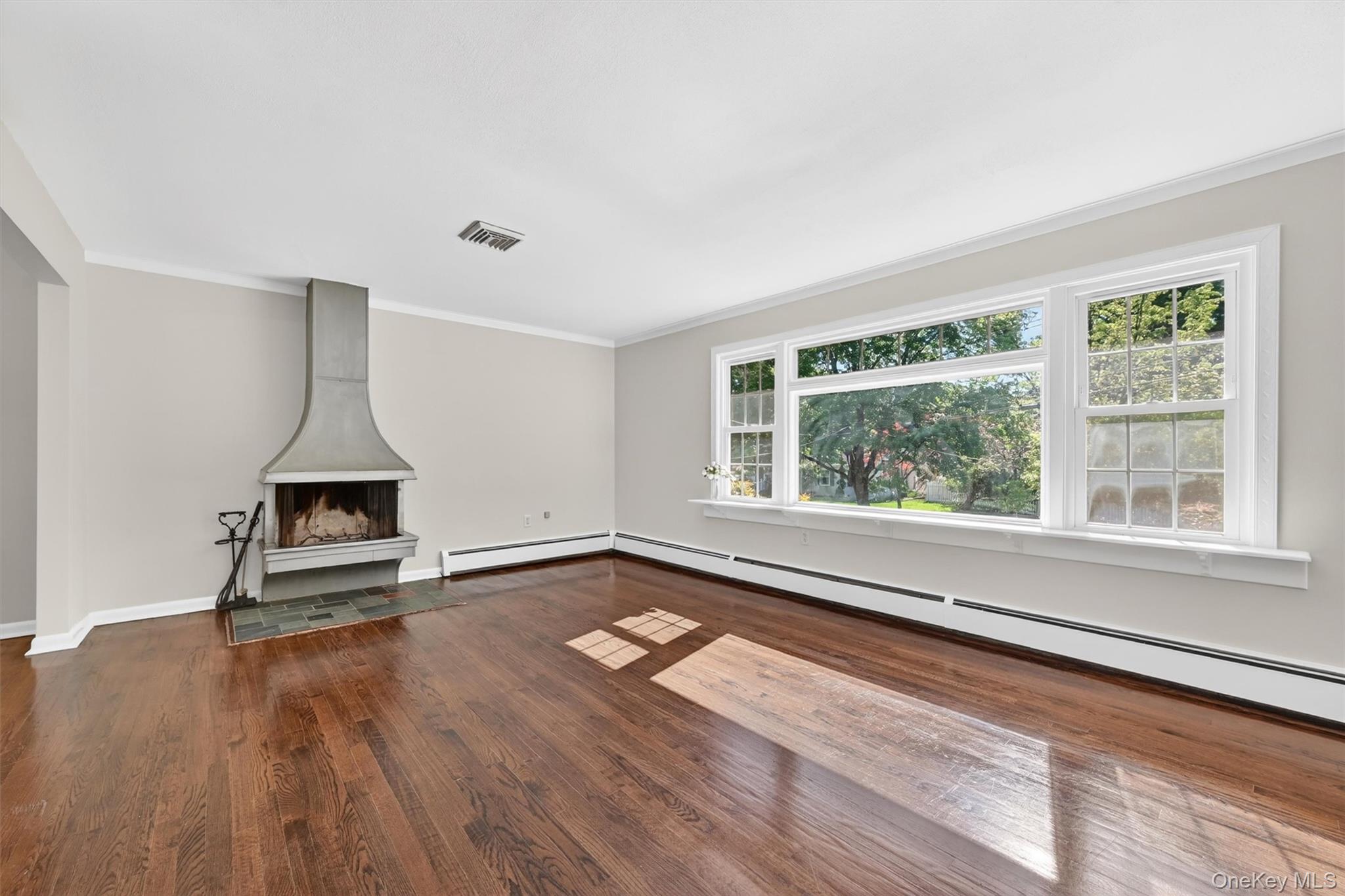 40 Washington Street Property Photo 11