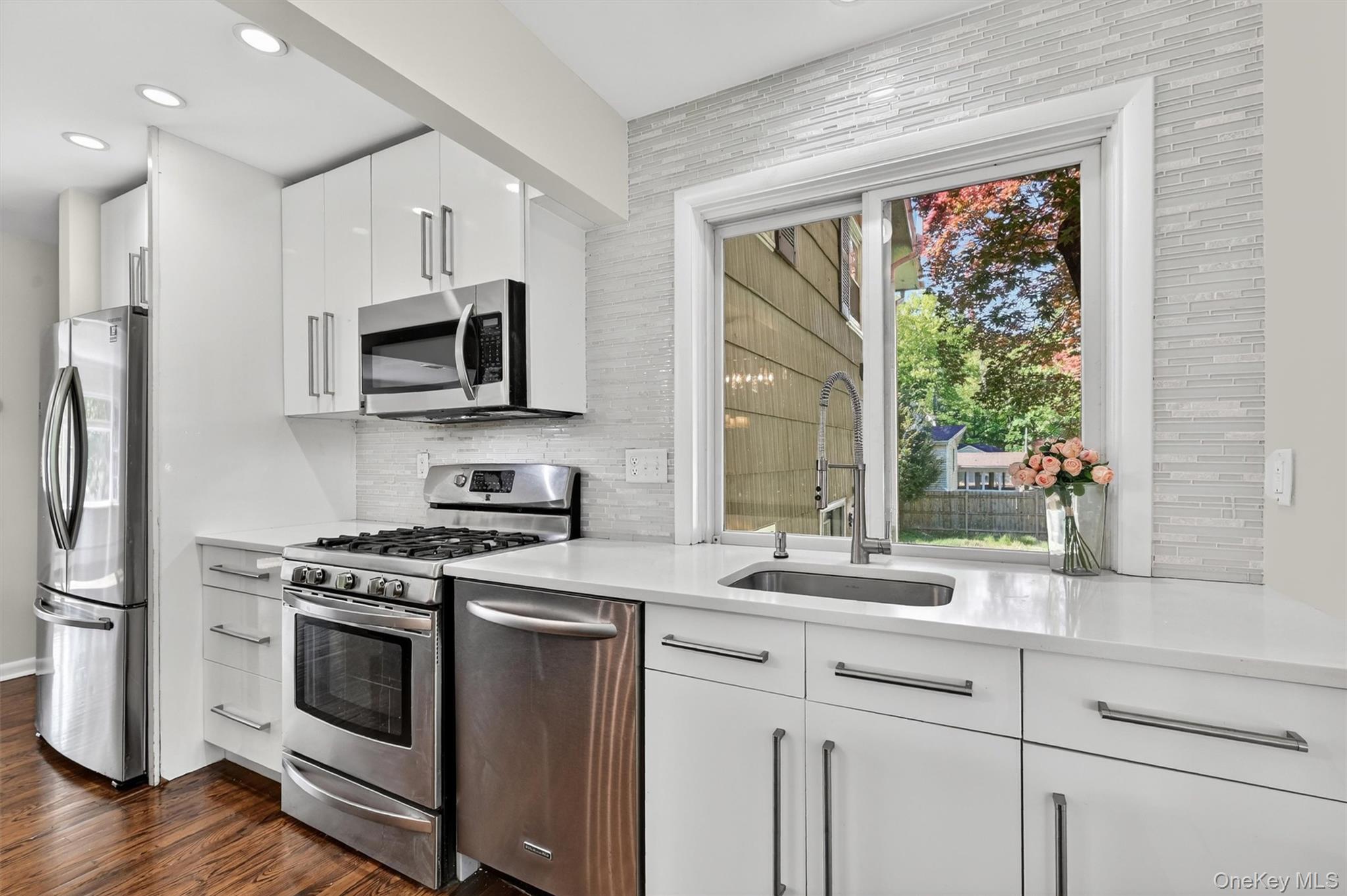 40 Washington Street Property Photo 18
