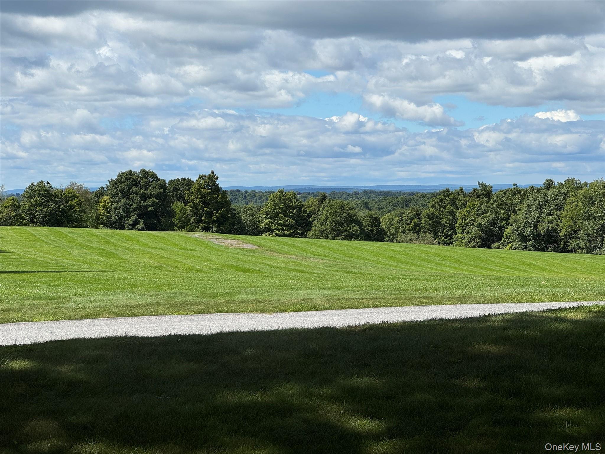 107 Moffat Road Property Photo 27