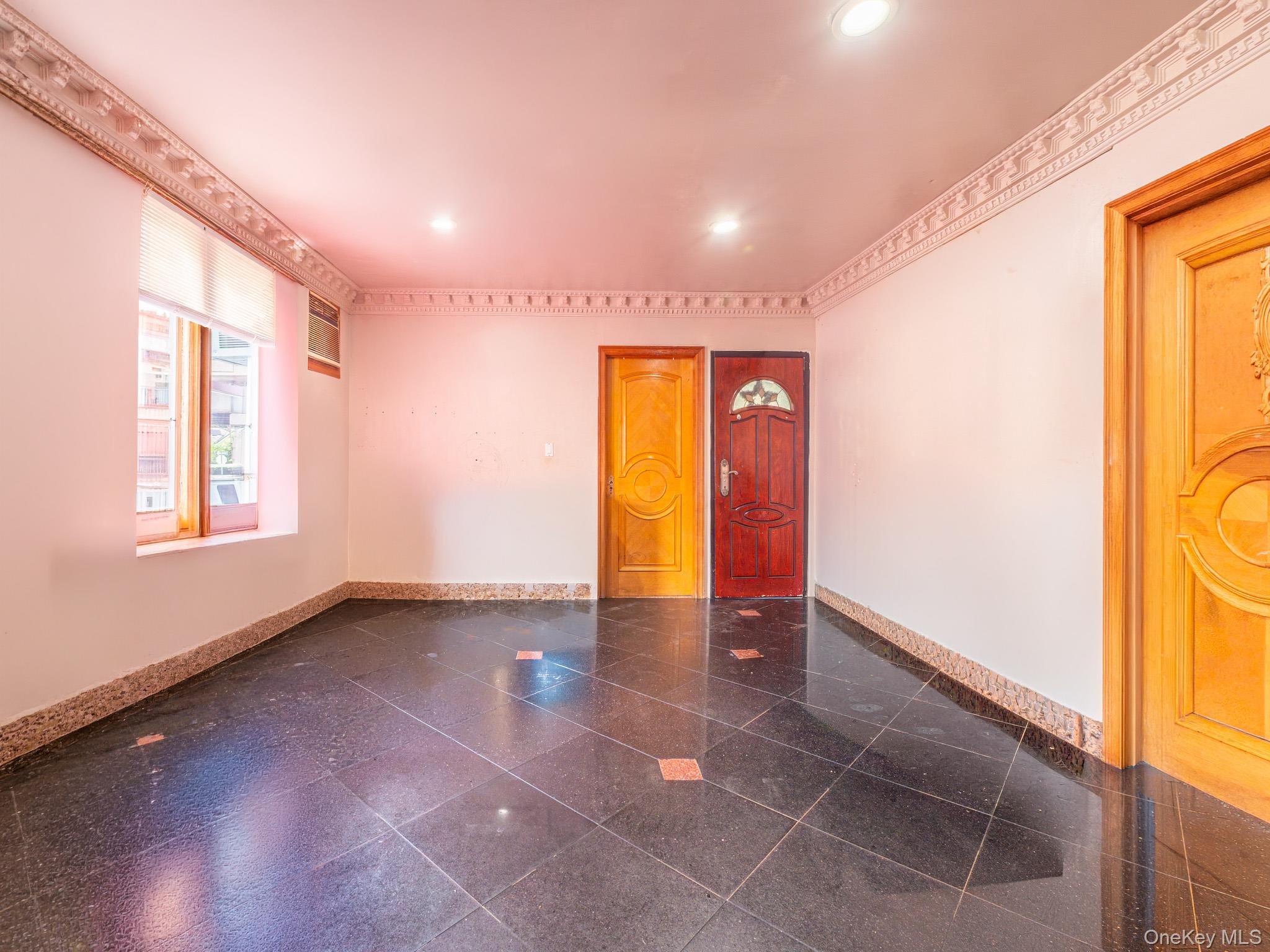 11614 Bessemer Street Property Photo 6