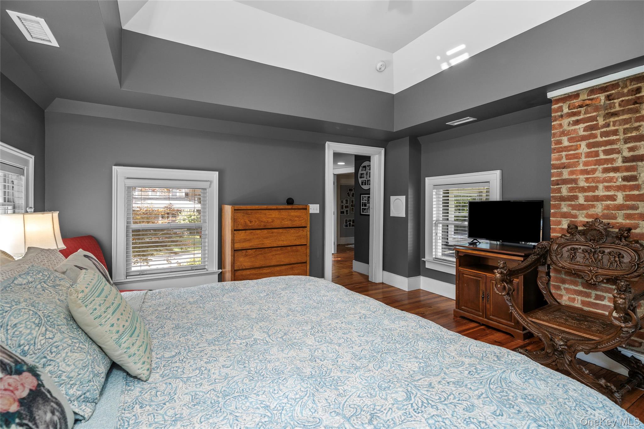 47 West Street Property Photo 43