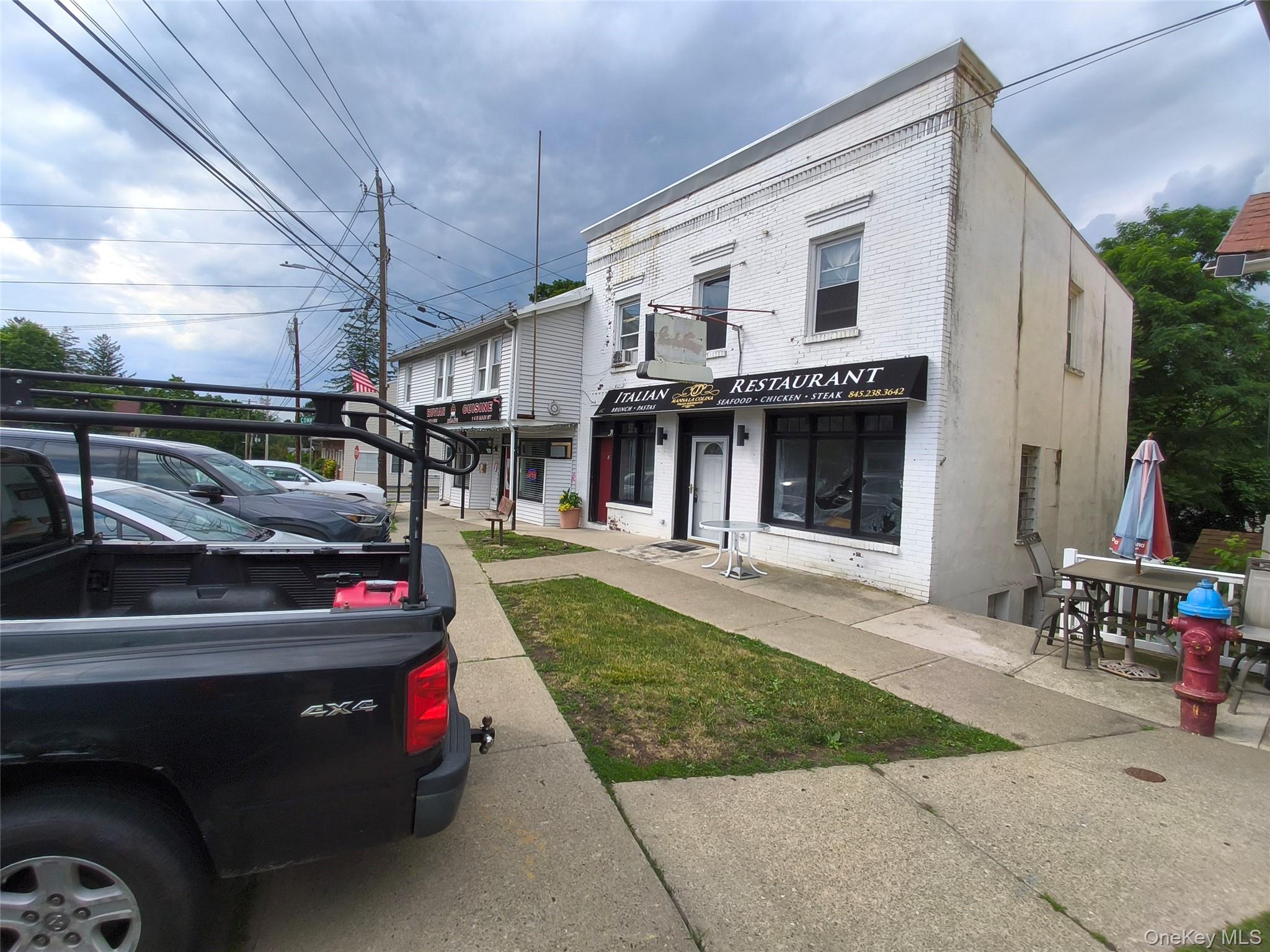 4 N Main Street Property Photo 2