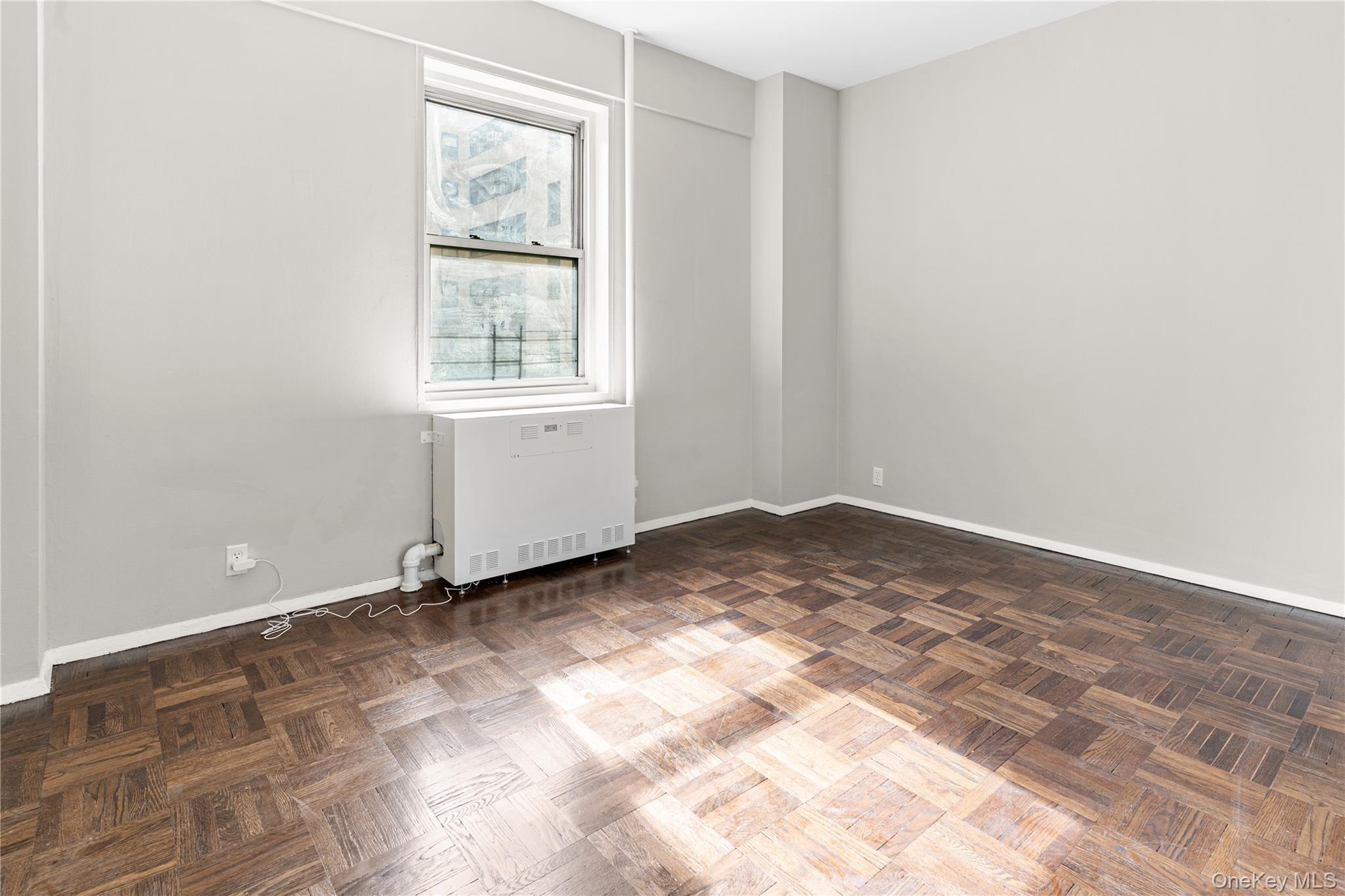 3 Fordham Hill Oval 1g Property Photo 7