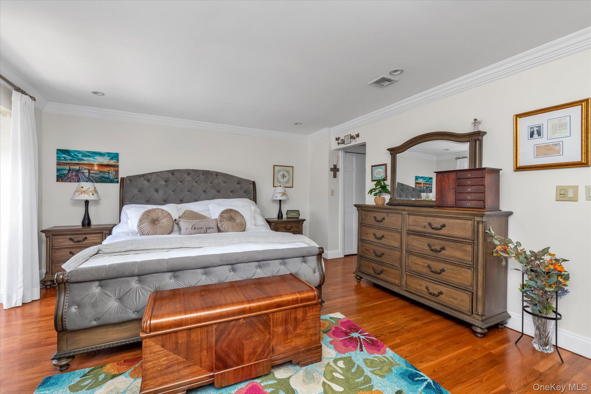 150 I U Willets Road Property Photo 14