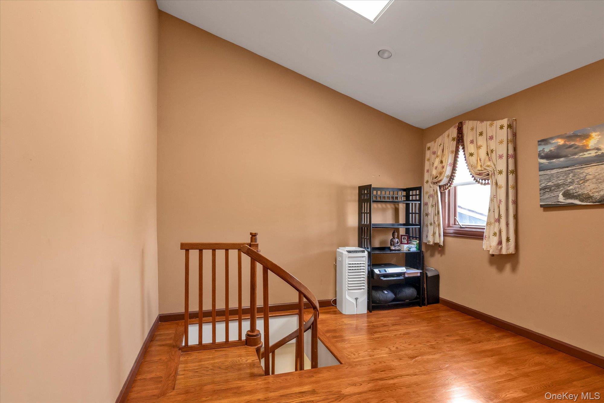 150 I U Willets Road Property Photo 20