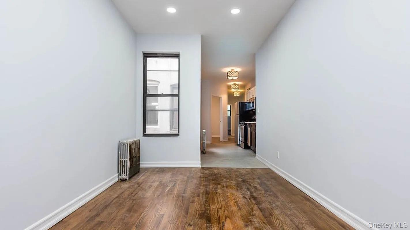 1856 Madison Street Property Photo 3