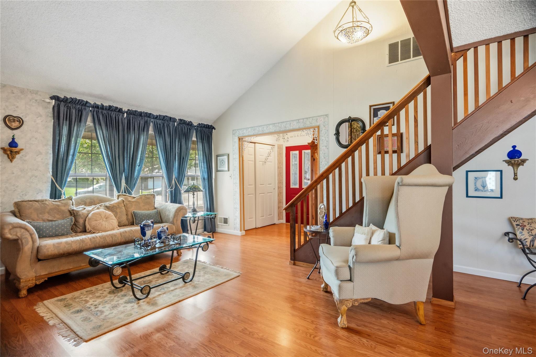 820 Greenbelt Parkway Property Photo 8