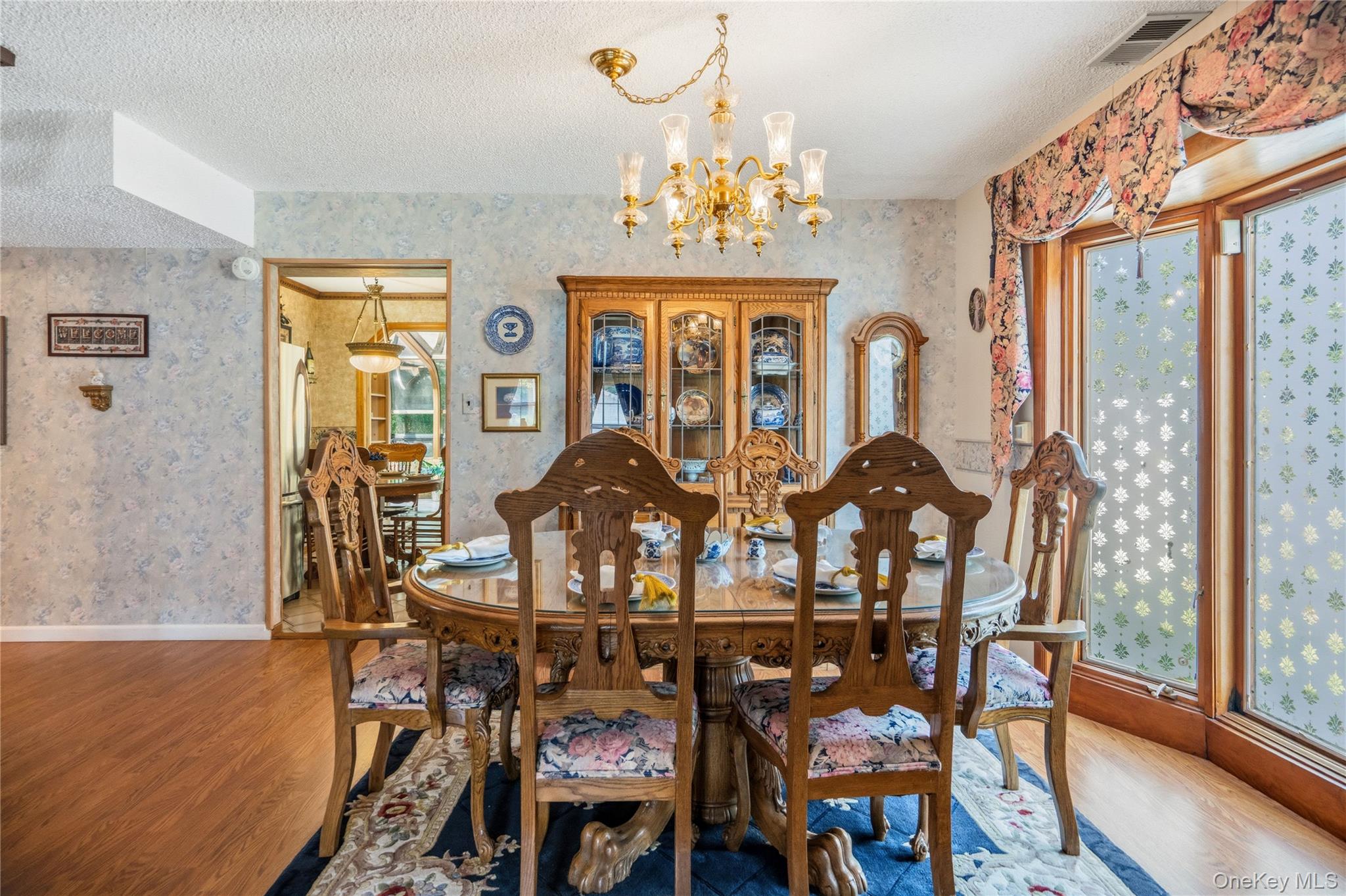 820 Greenbelt Parkway Property Photo 9