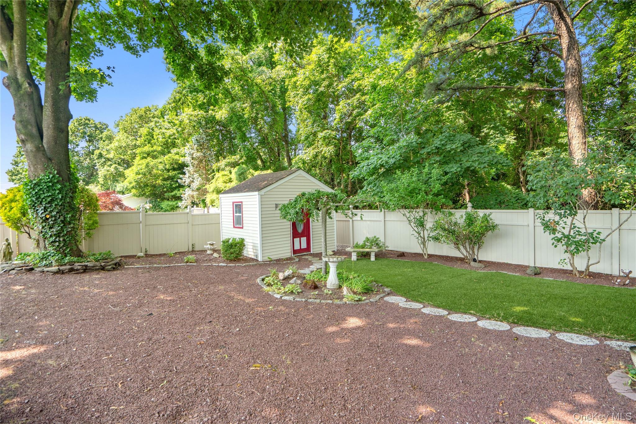 820 Greenbelt Parkway Property Photo 45