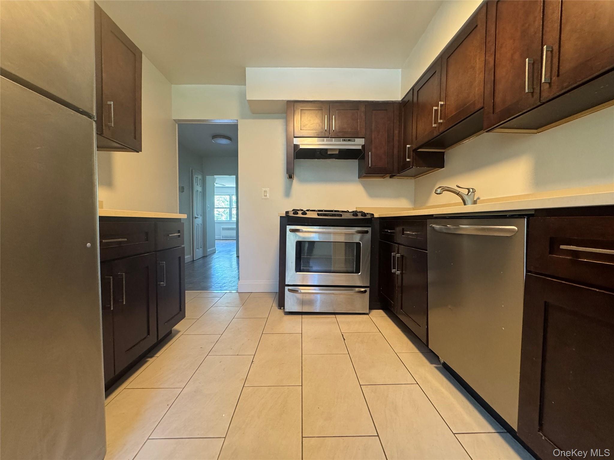 3083 49th Street Property Photo 4
