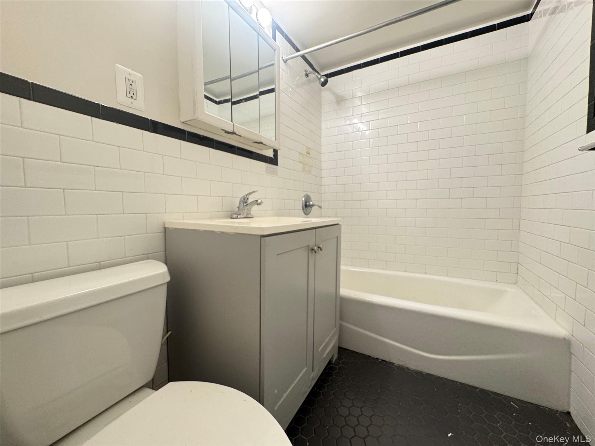 3083 49th Street Property Photo 10