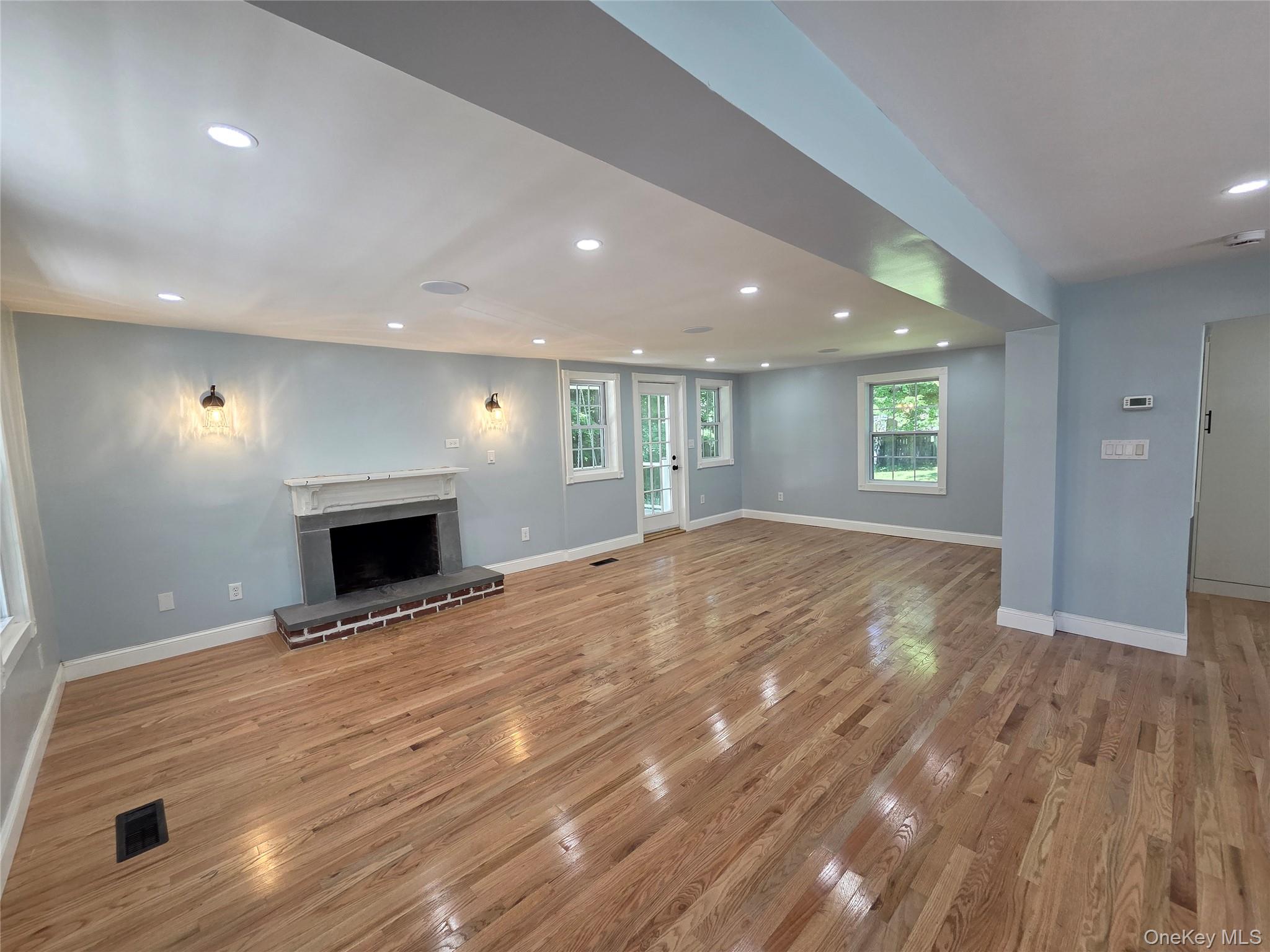9 Depot Hill Road Property Photo 2