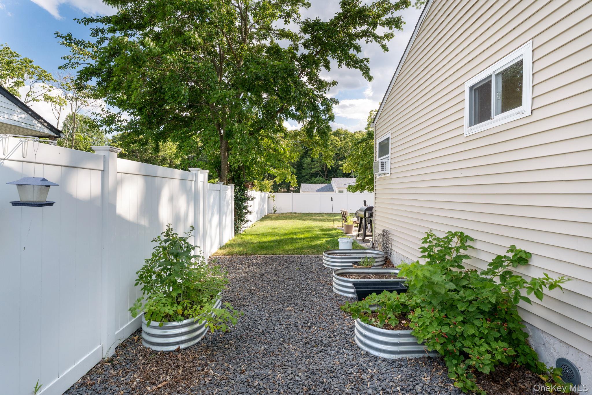 96 Columbus Avenue Property Photo 33