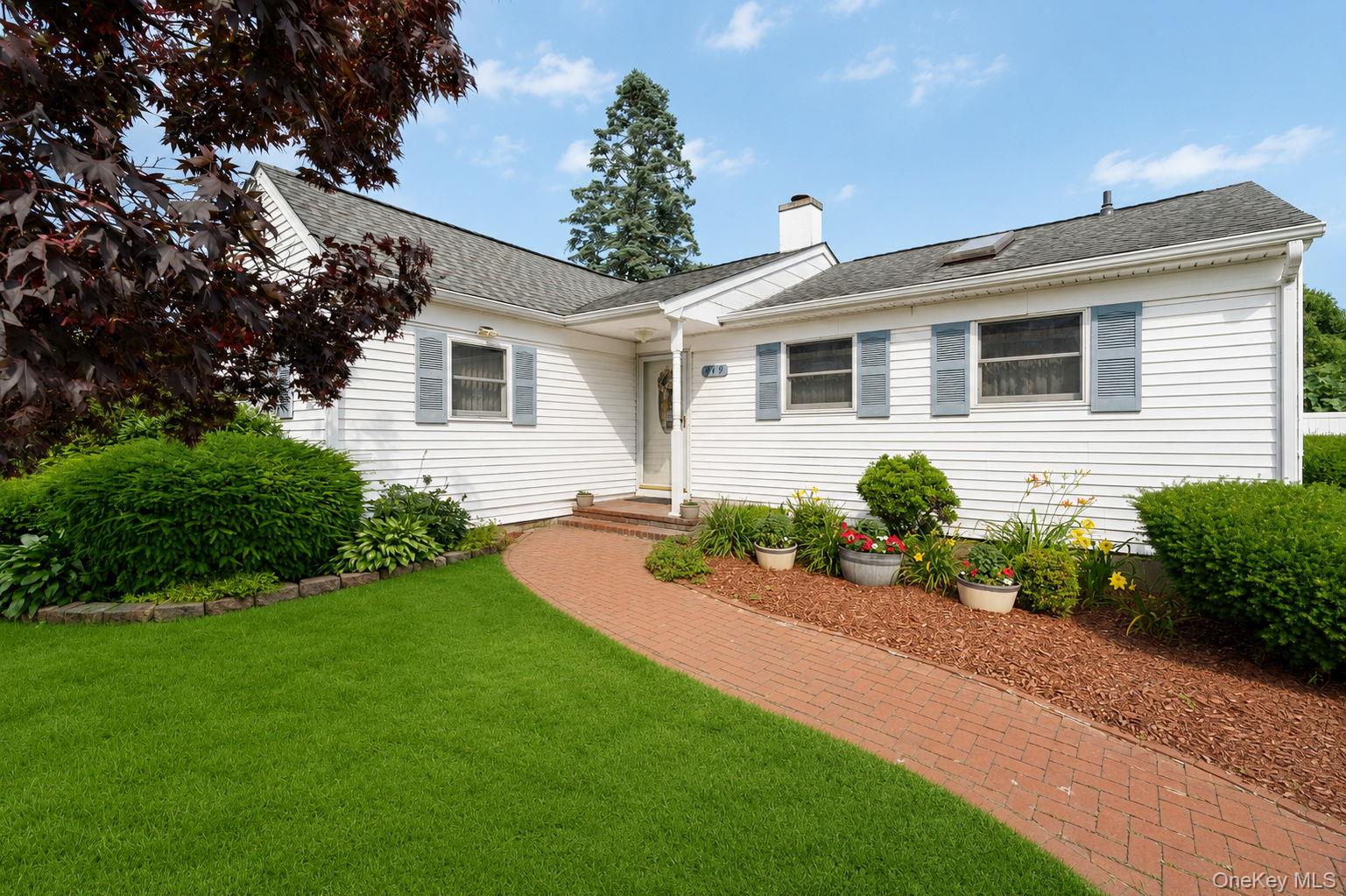 119 Stuyvesant Drive Property Photo 1